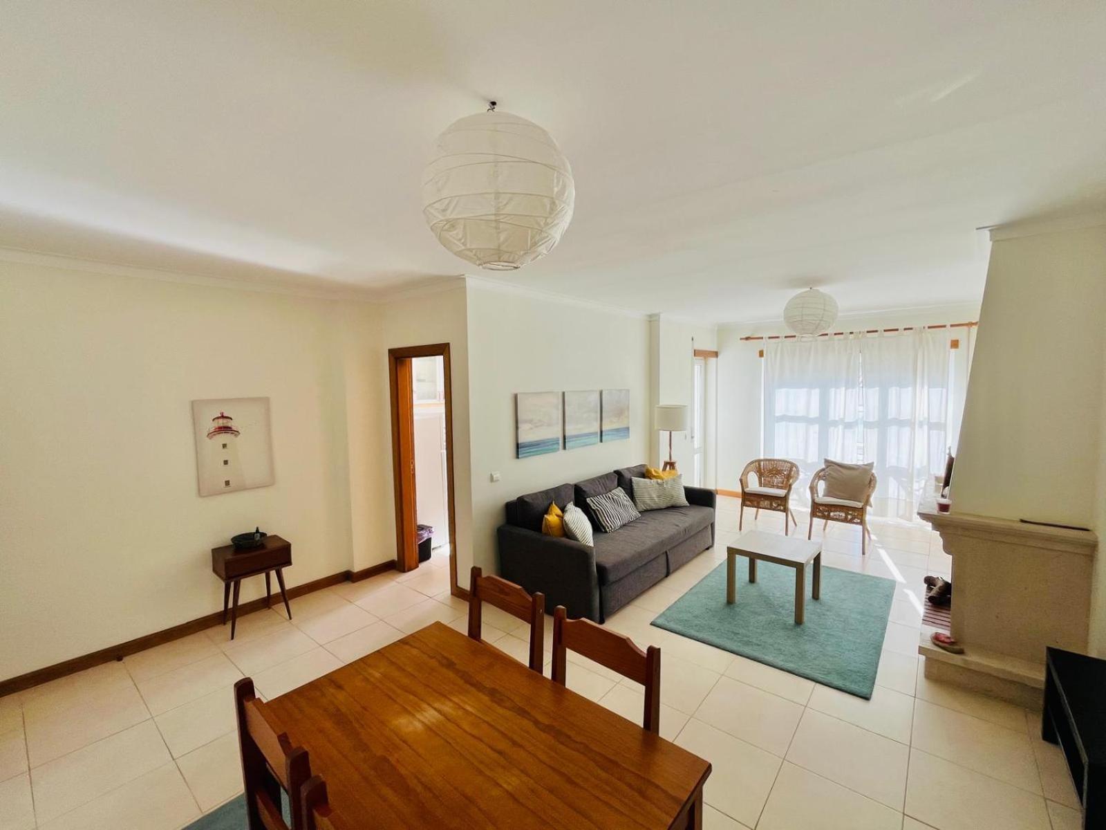 Guest house Sandycamps Surf House Baleal