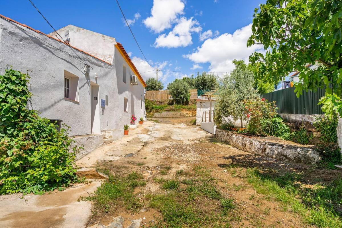 Holiday home Moinho De Palma De Naturalegre *