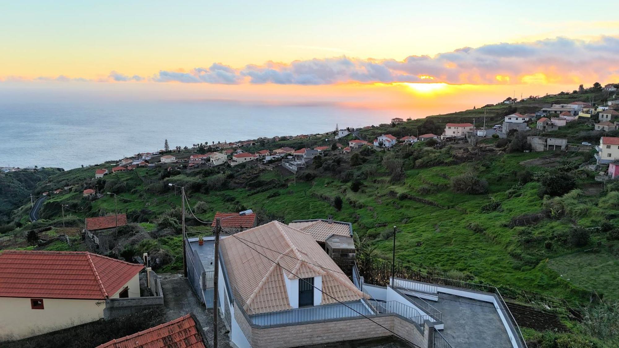 Villa Blue Horizon, Sea And Mountain View *