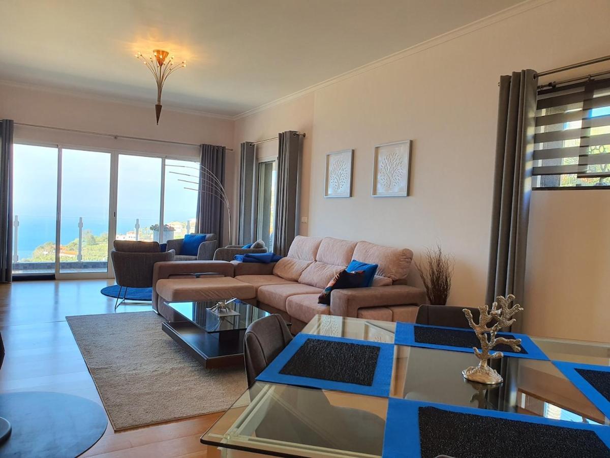 Villa Palmera Sea View *