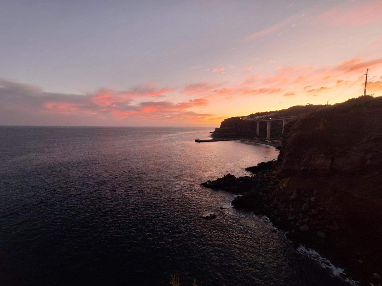 Cliff Ocean View *