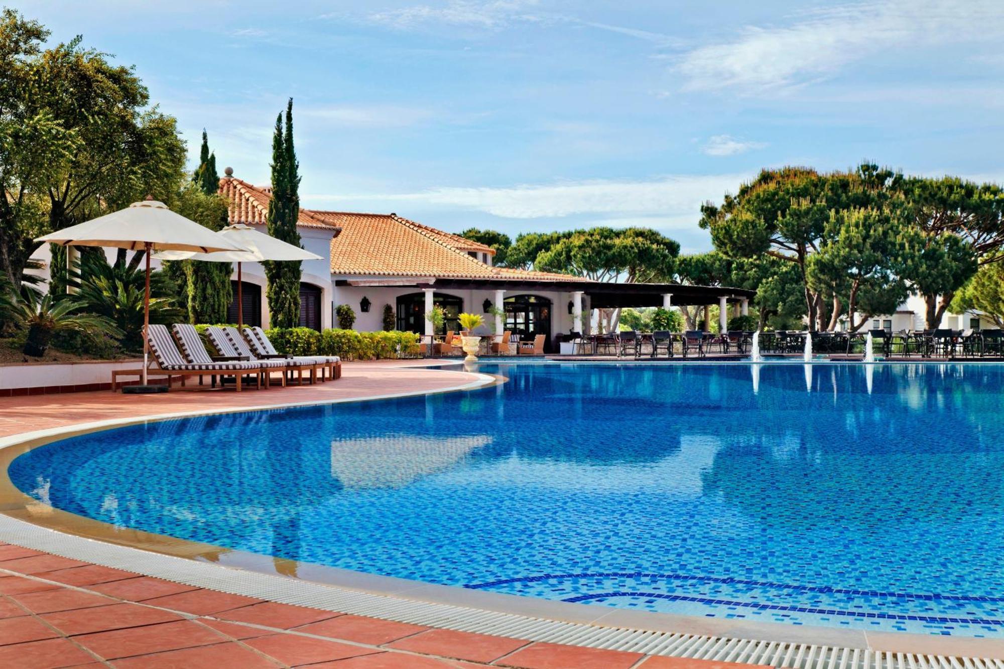 Pine Cliffs Ocean Suites, A Luxury Collection & Spa, Algarve 5* Albufeira