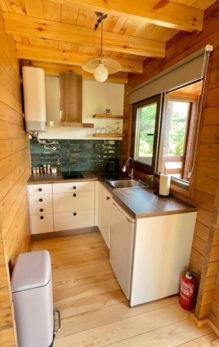 Luxe tent Mountain Eco Shelter 8 *
