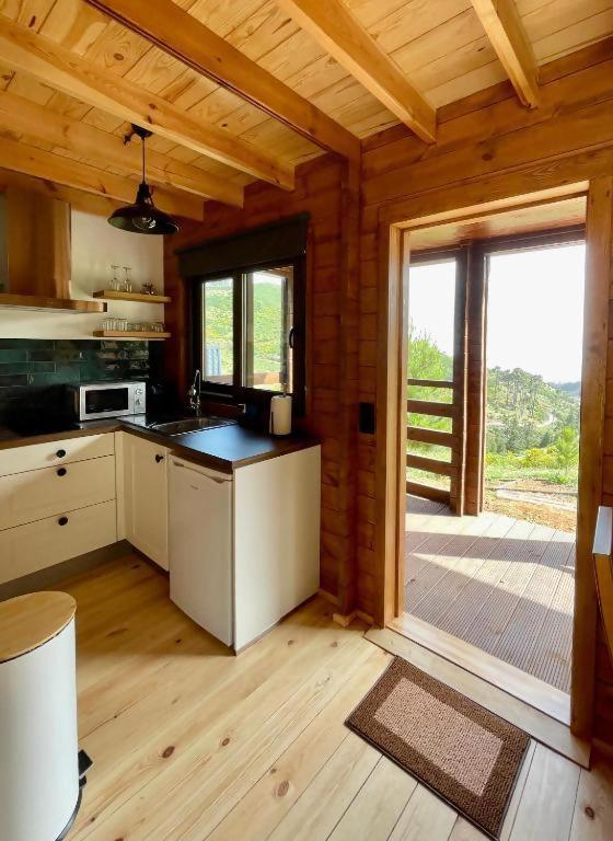 Mountain Eco Shelter 8 Luxe tent Funchal (Madeira)