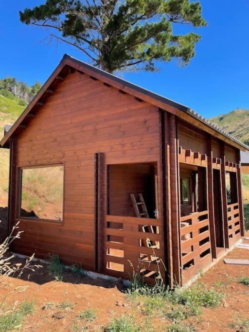 Mountain Eco Shelter 8 *