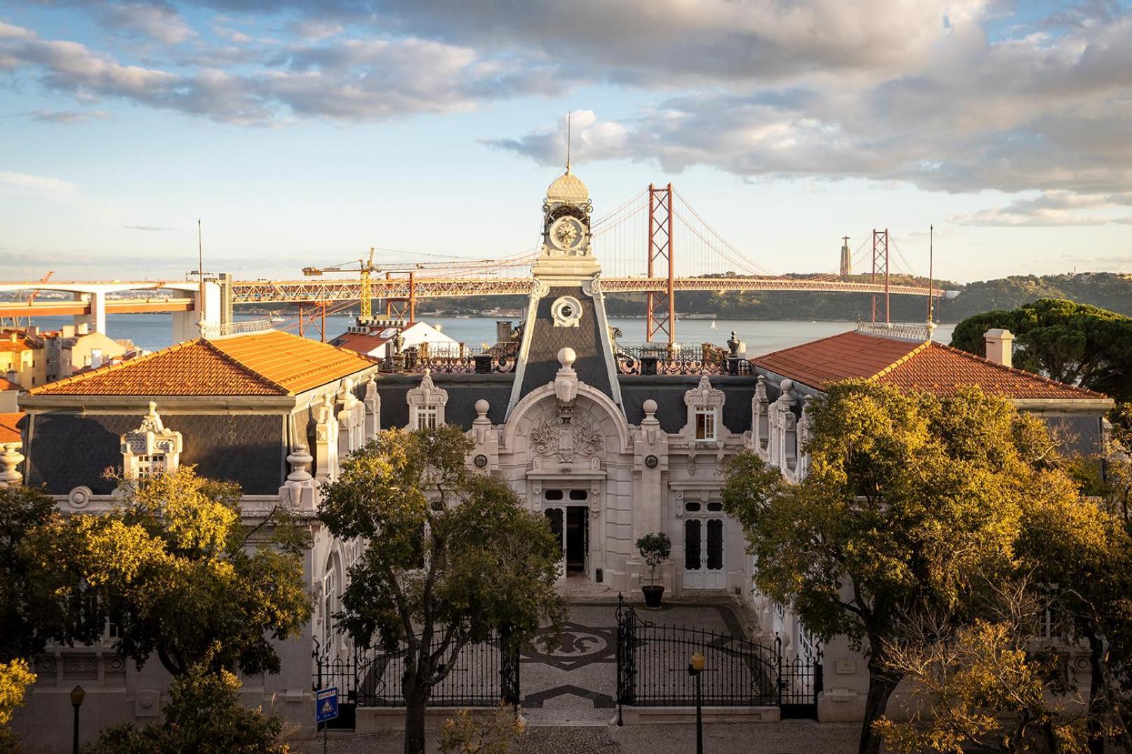 Pestana Palace & National Monument - The Leading Of The World Hotel 5*
