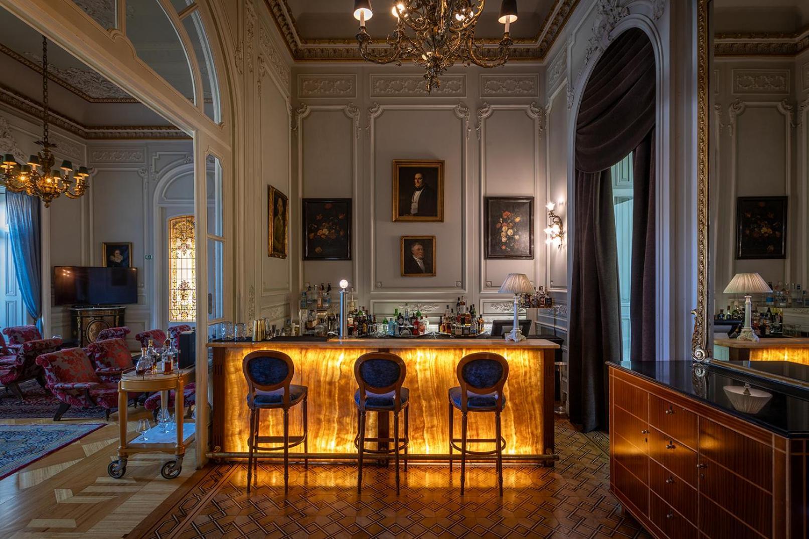 Pestana Palace & National Monument - The Leading Of The World