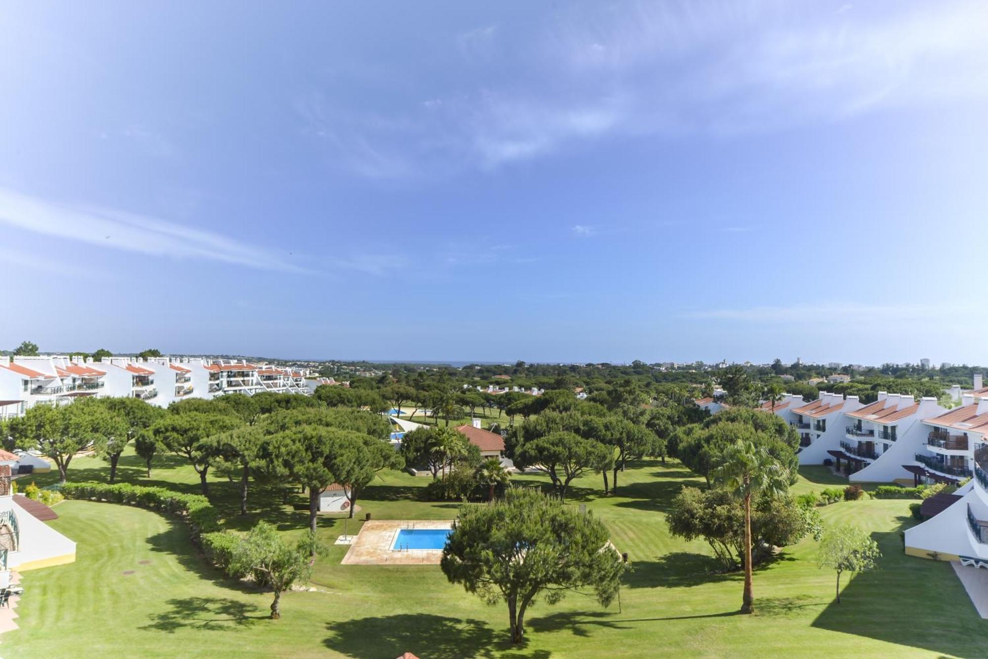 Apartamento Sol Com Terraco E Jacuzzi Privad Quarteira