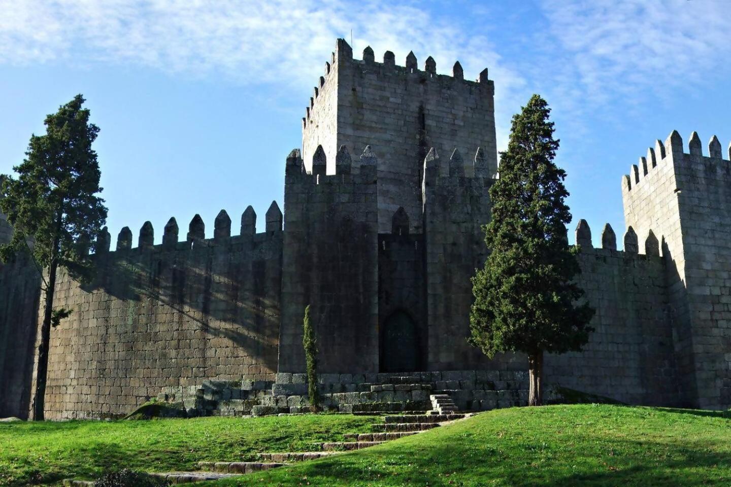 The Office Guest Apartment Guimaraes