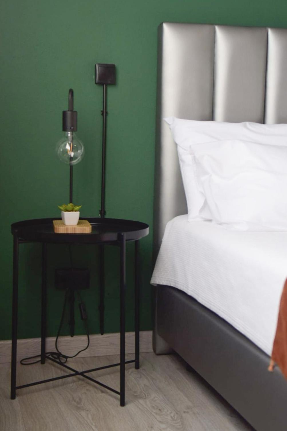 Bed & Breakfast Flower