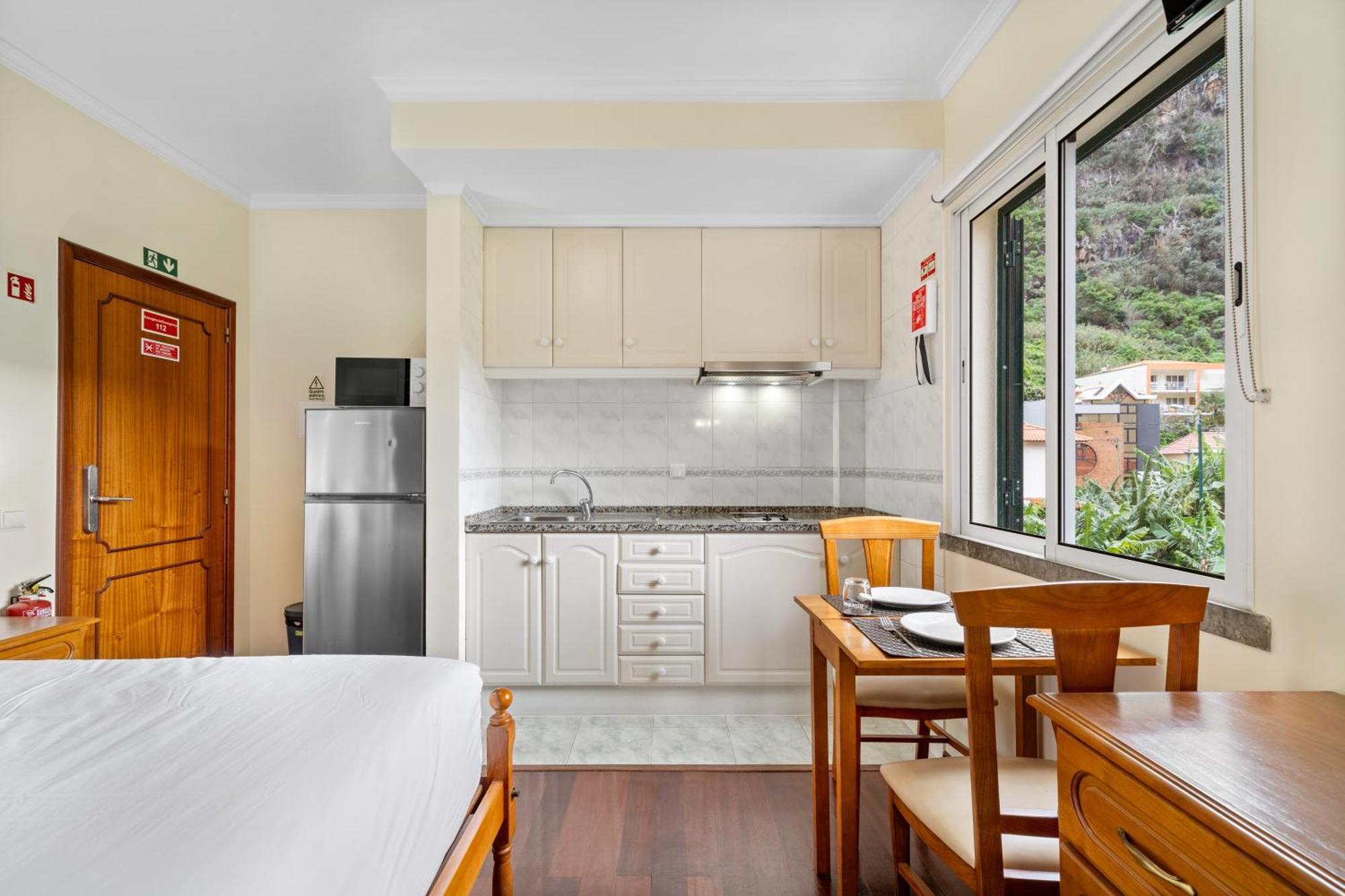 Apartamento Ribeira Brava Studios *