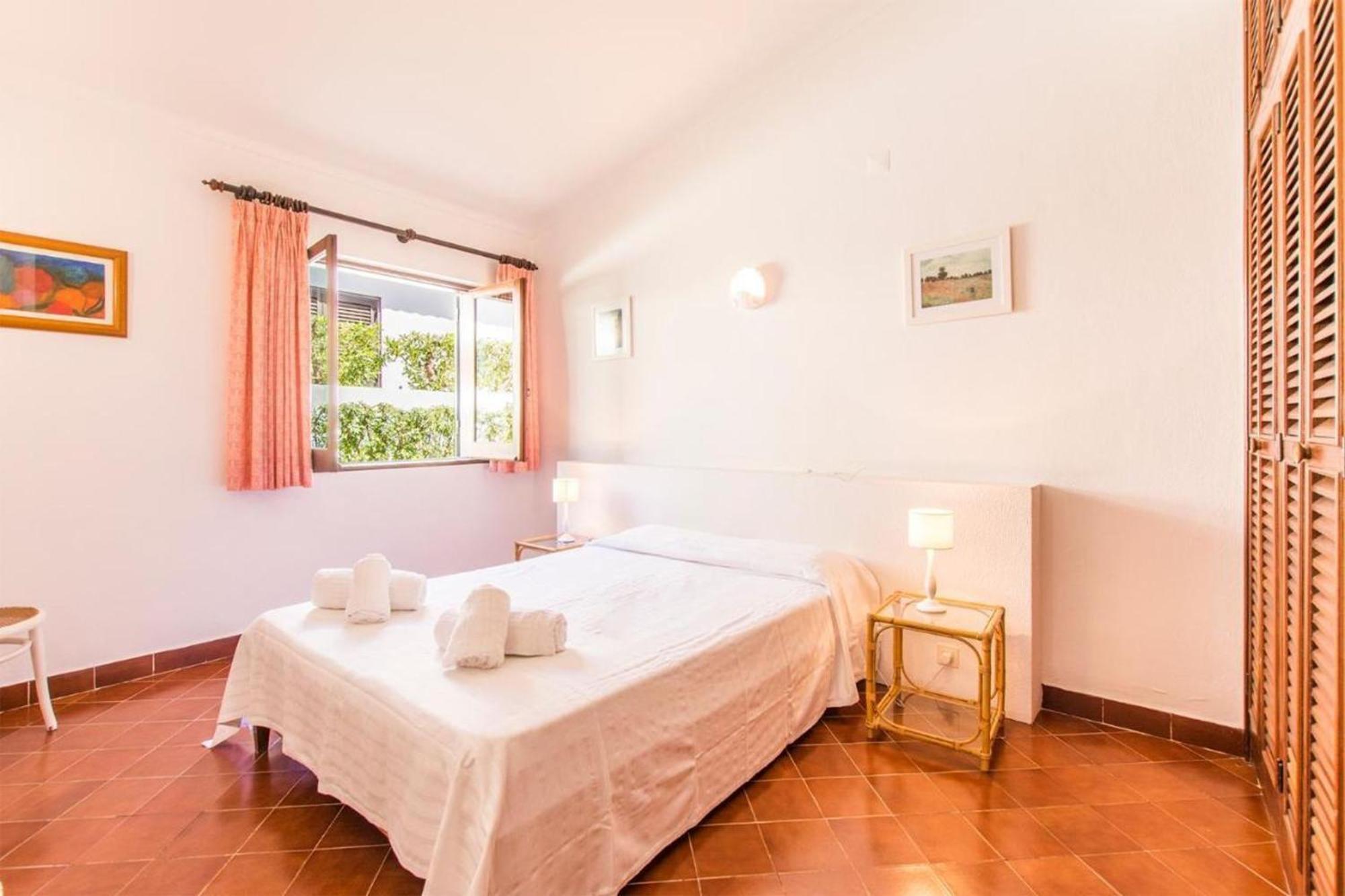 Villa Seafront Luxury By Lovelystay