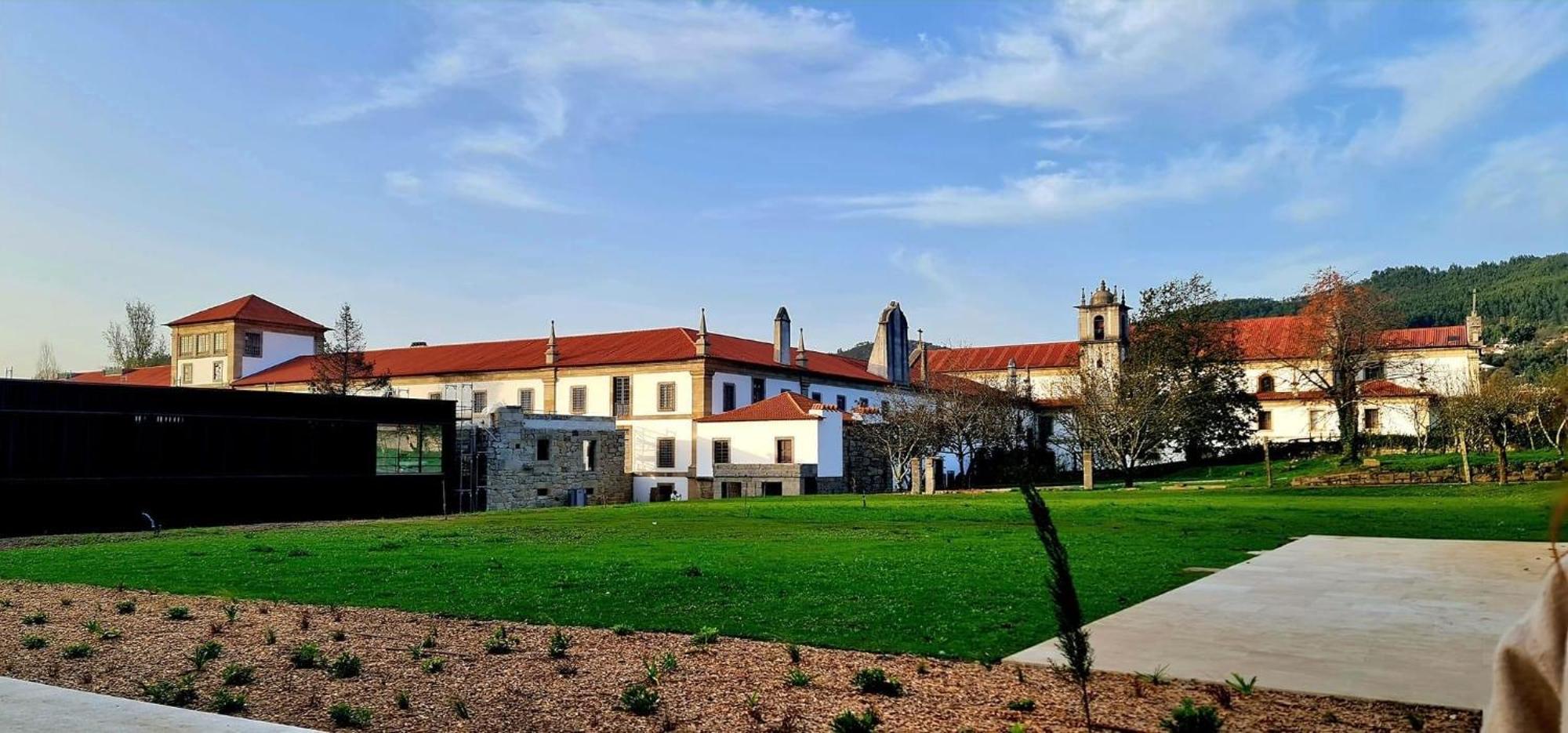 Ms Collection - Mosteiro De 5*
