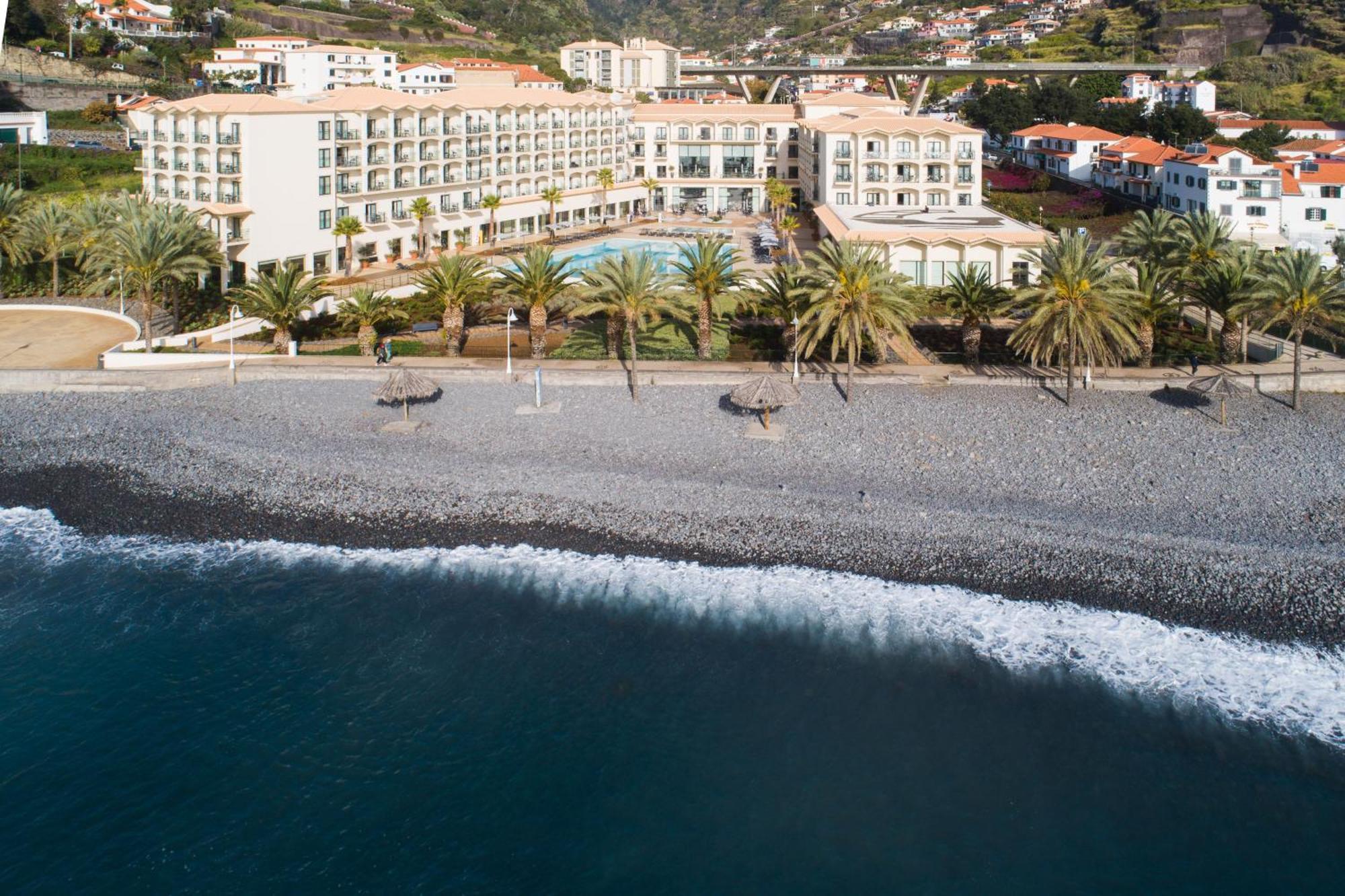 Gale Santa Cruz 4*