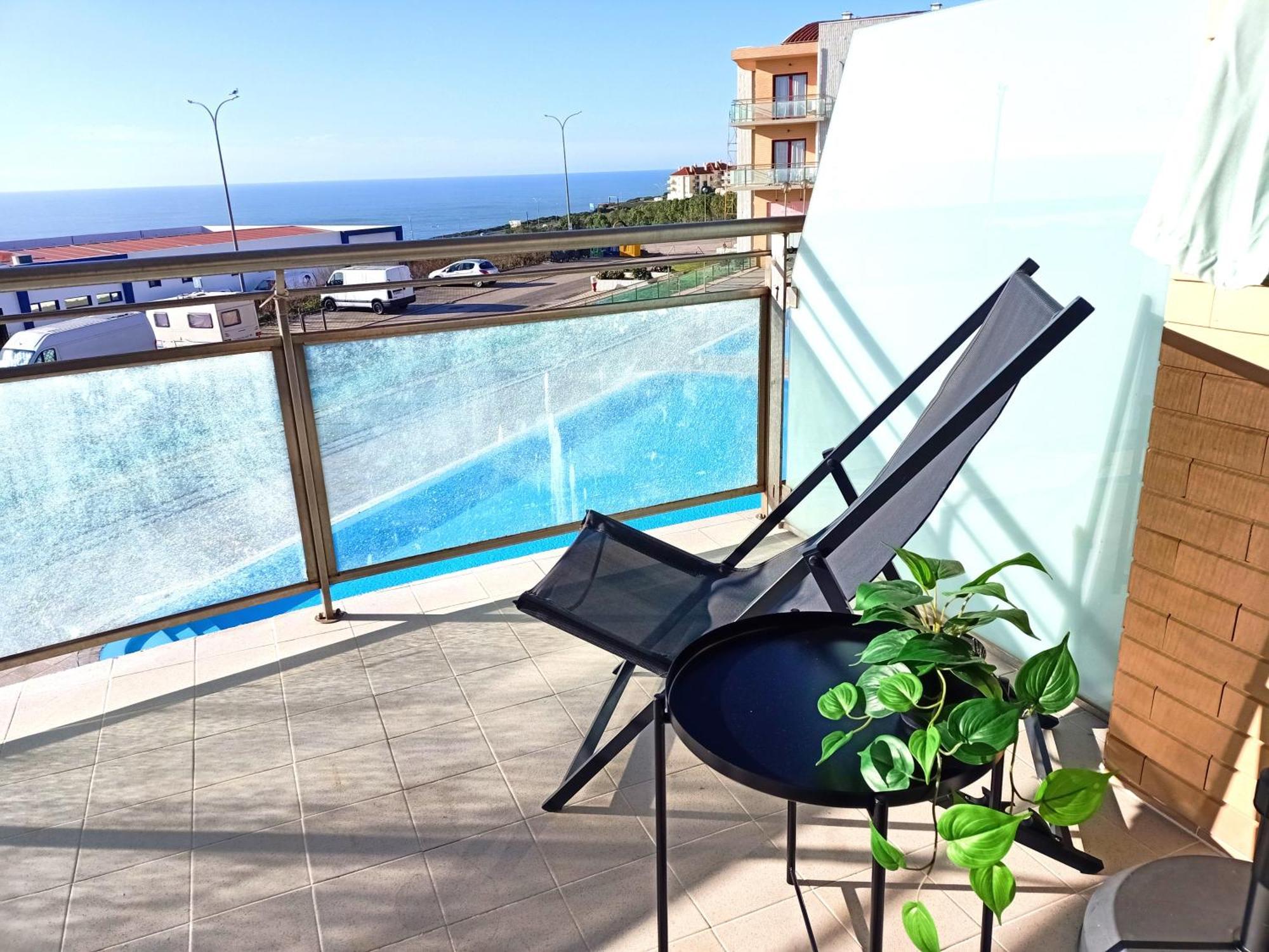 Like-home-t1-sun & Beach-pools, Ac Apartment Ericeira