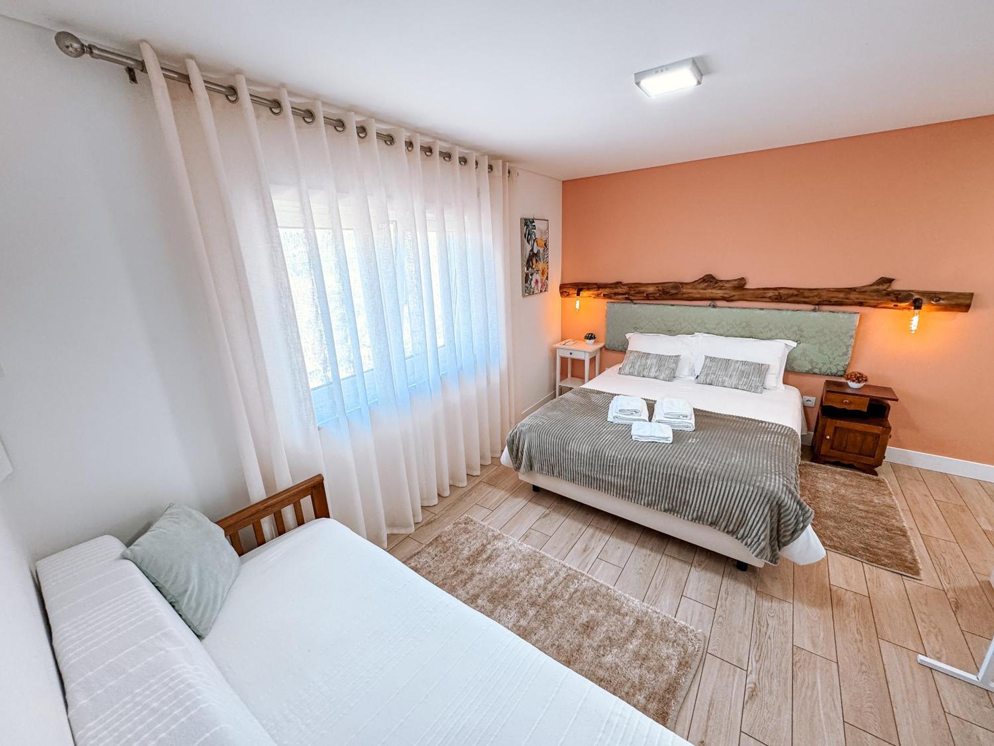Bed & Breakfast Ninho D'arara Tondela