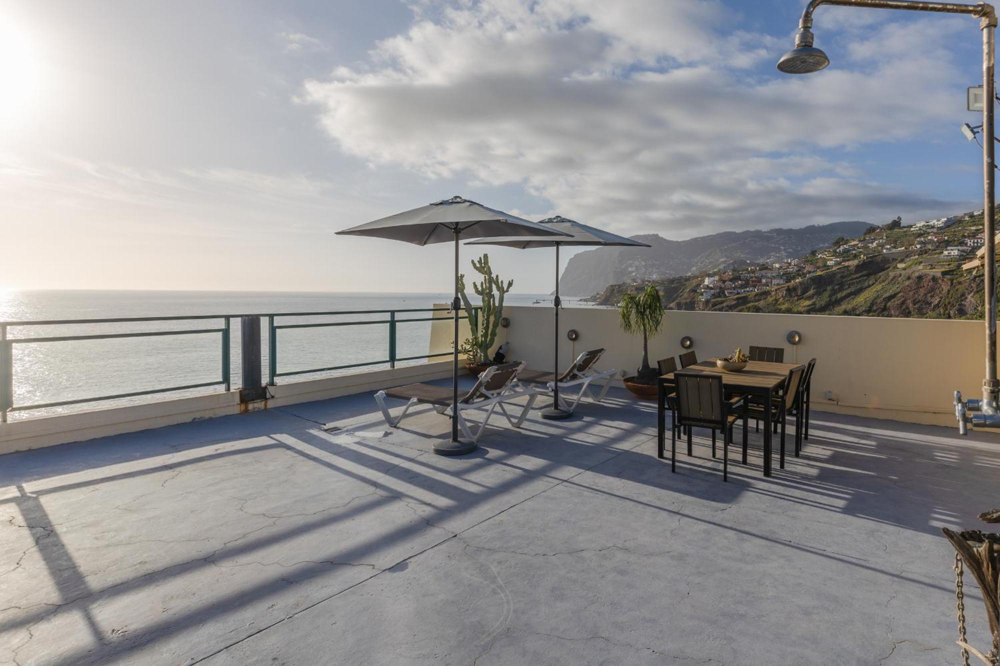 Flowers Island House 8 Infinity Funchal (Madeira)