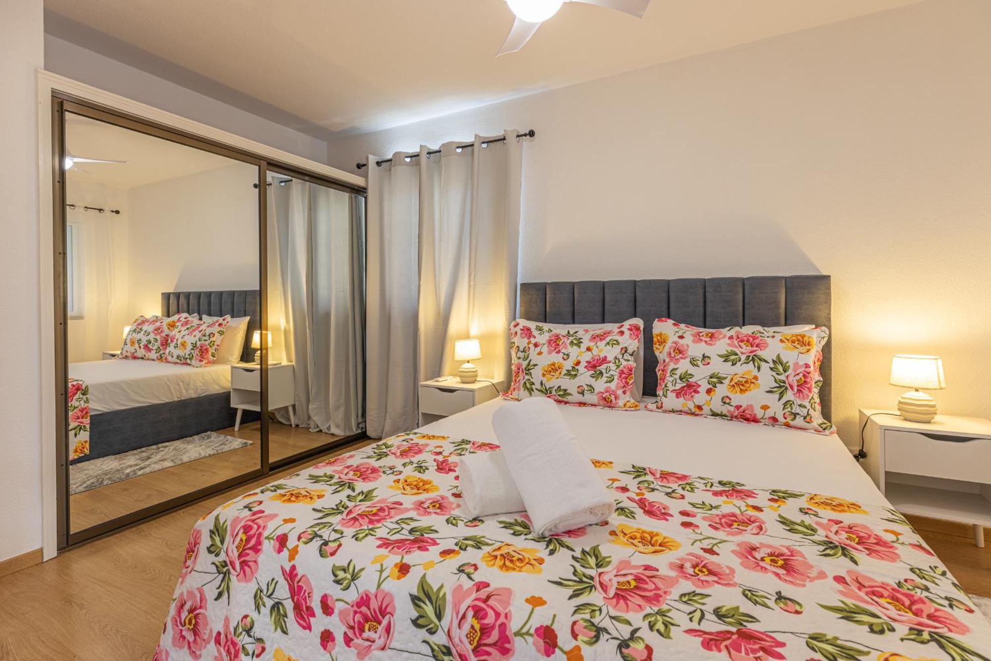 Apartment Flowers Island House 8 Infinity *