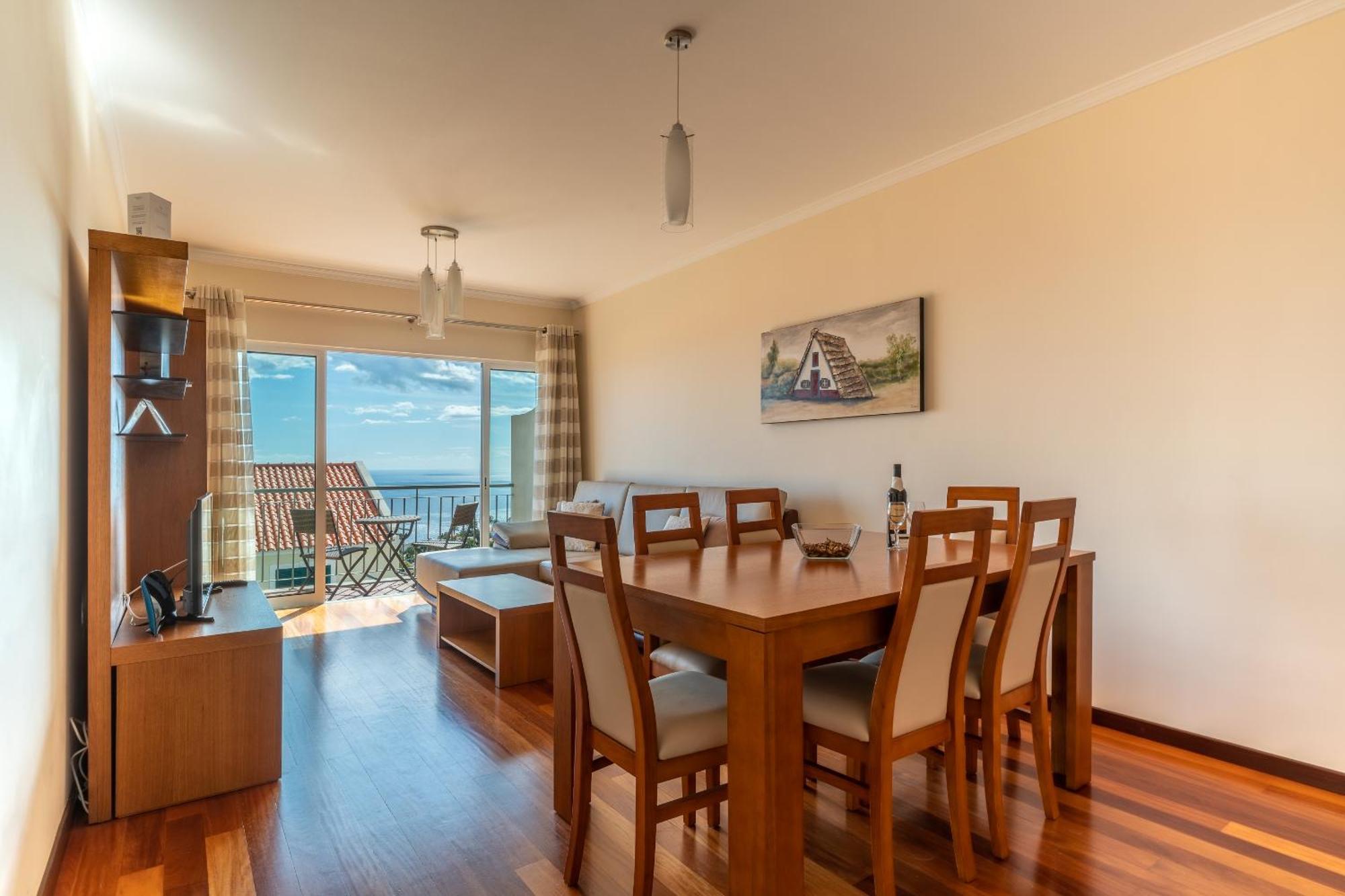 Garajau View Apartment *