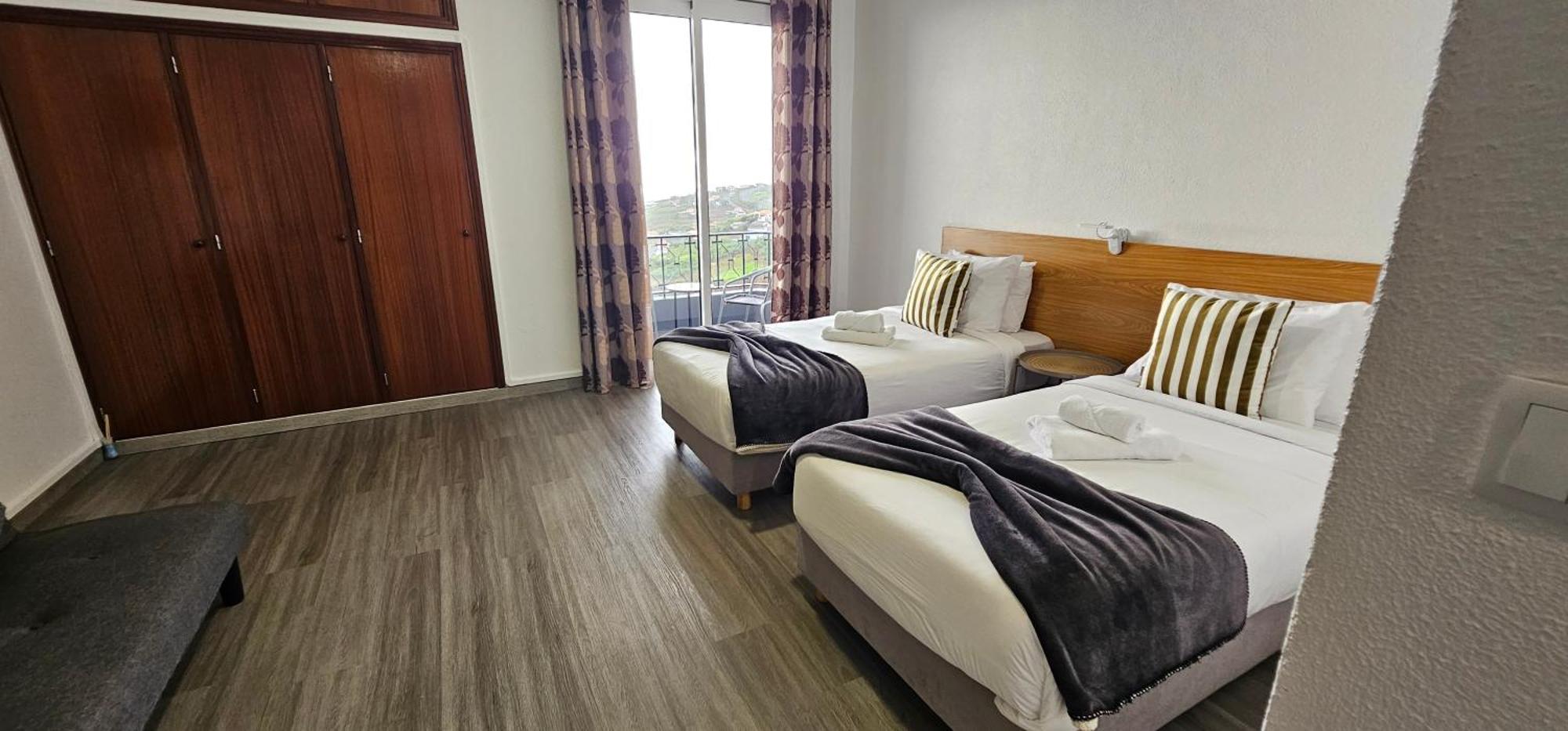 Sunset Star With Sea View * Calheta (Madeira)