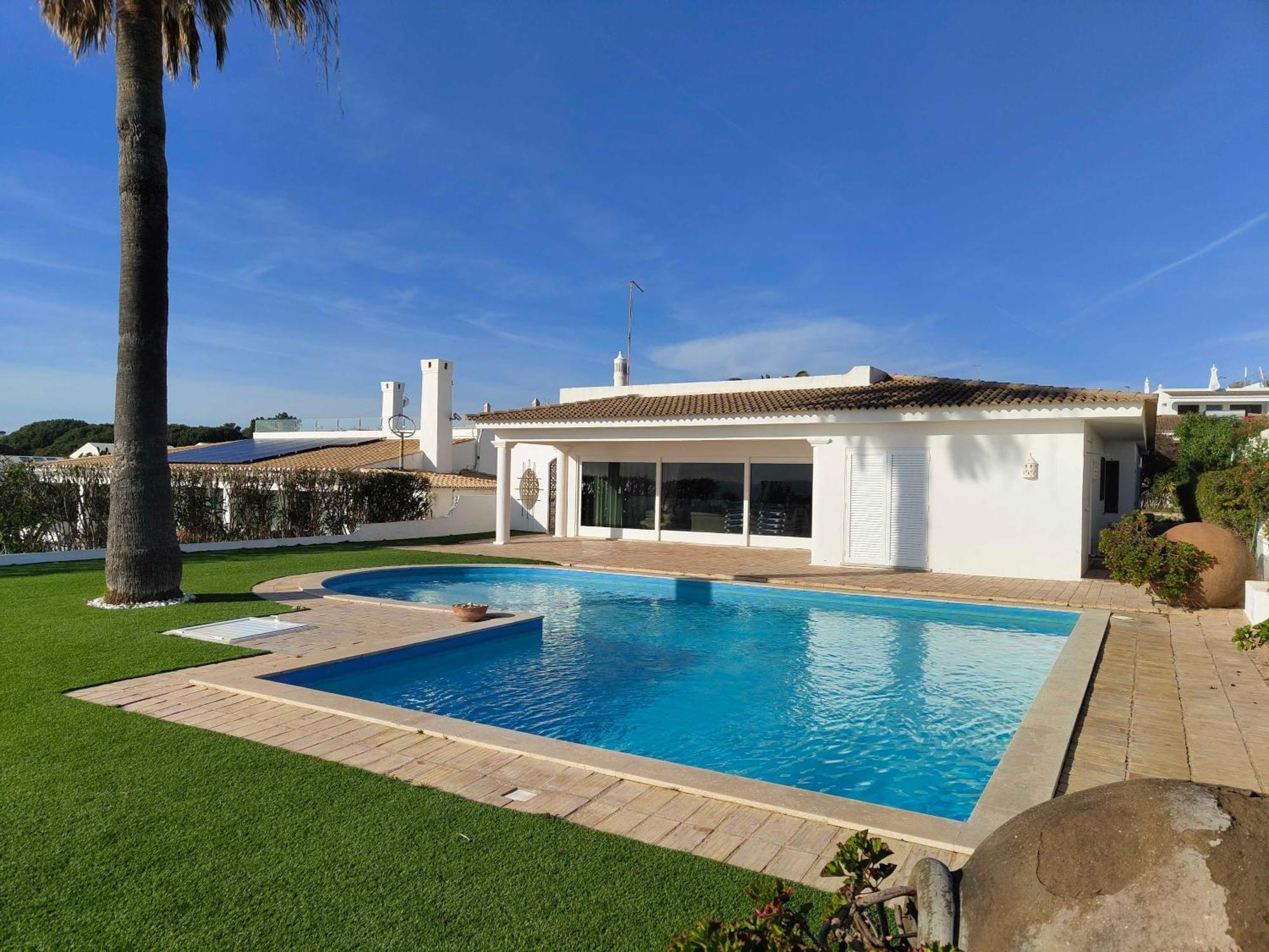 Seafront Luxury By Lovelystay Villa Albufeira