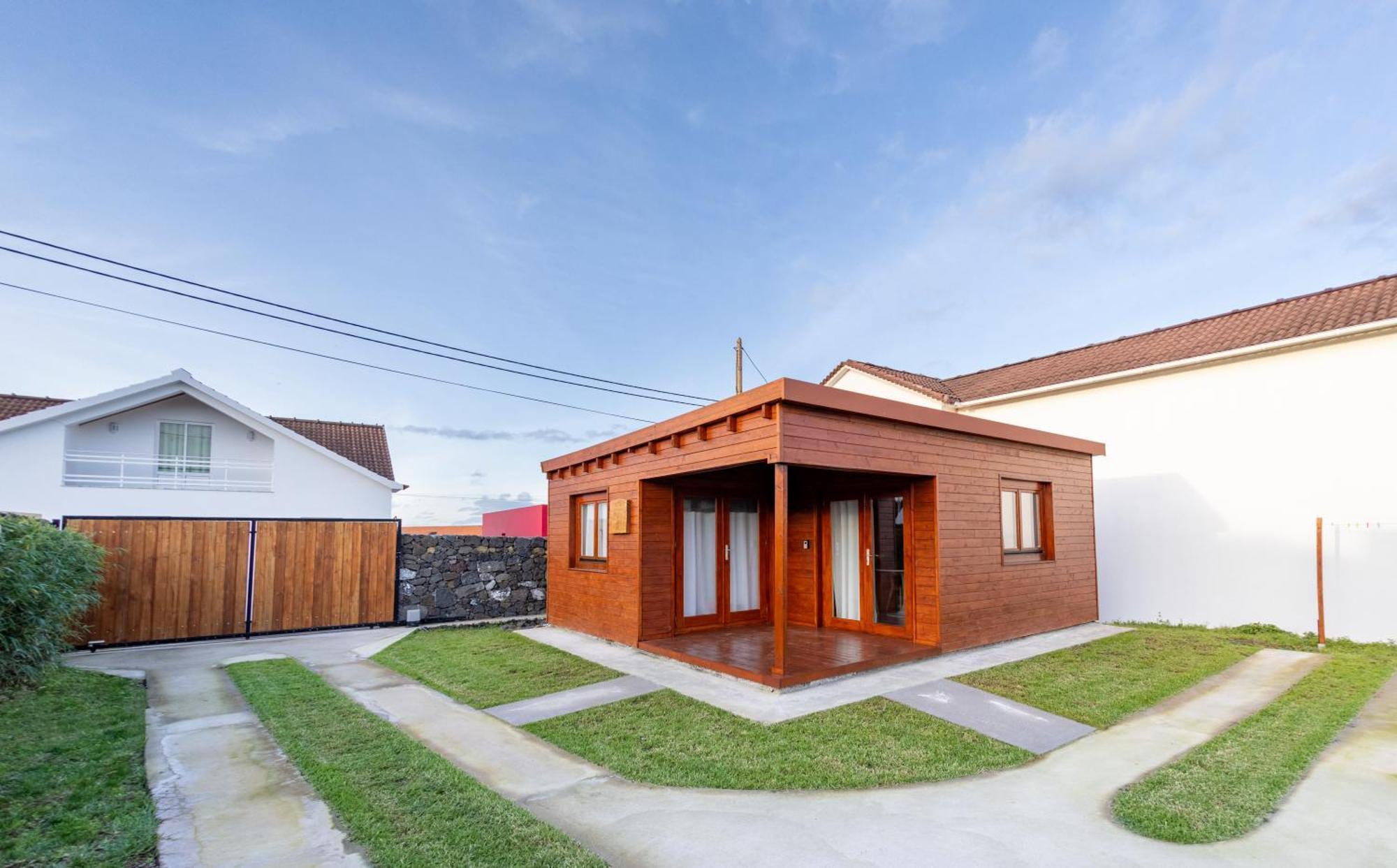 Apartment Adega Da Quinta- Moutain Wood Village Madalena (Azores)