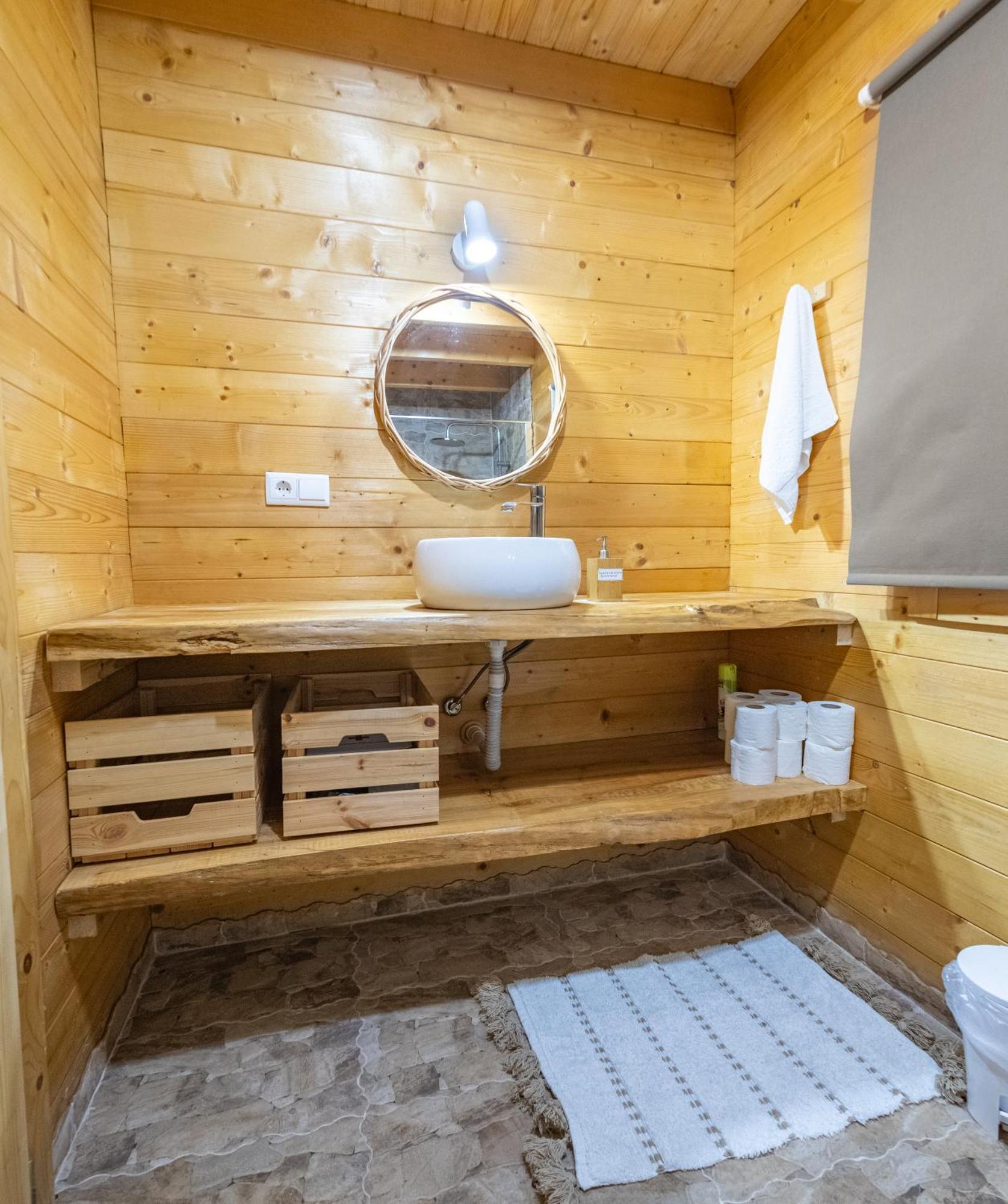 Adega Da Quinta- Moutain Wood Village Apartamento Madalena (Azores)