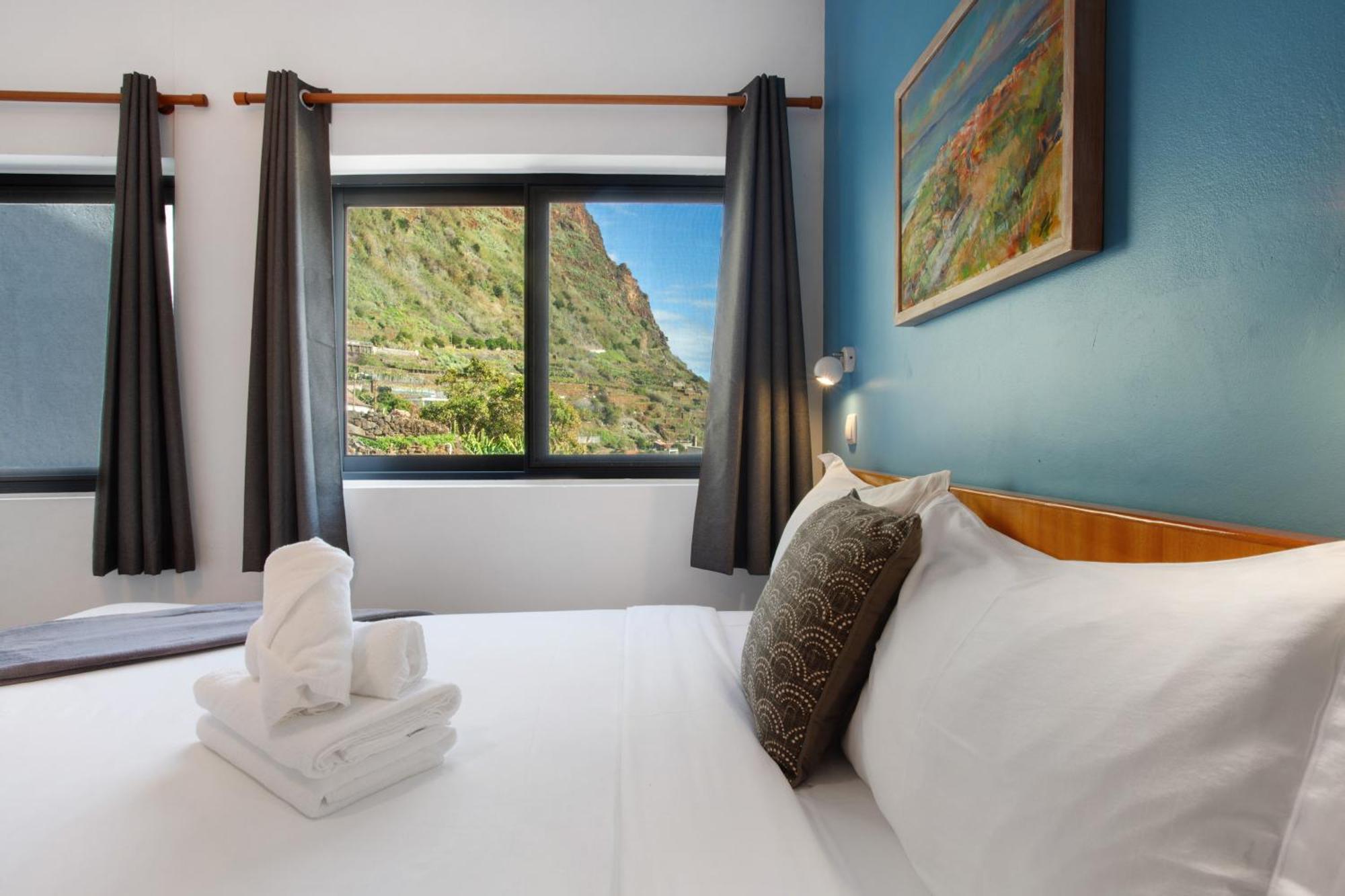 The Wave House - Two Bedroom Flat Apartment *