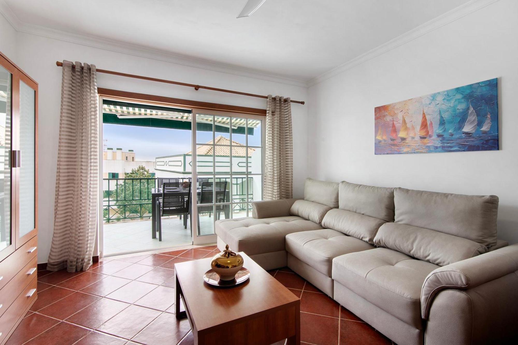 Casa Oliveira *