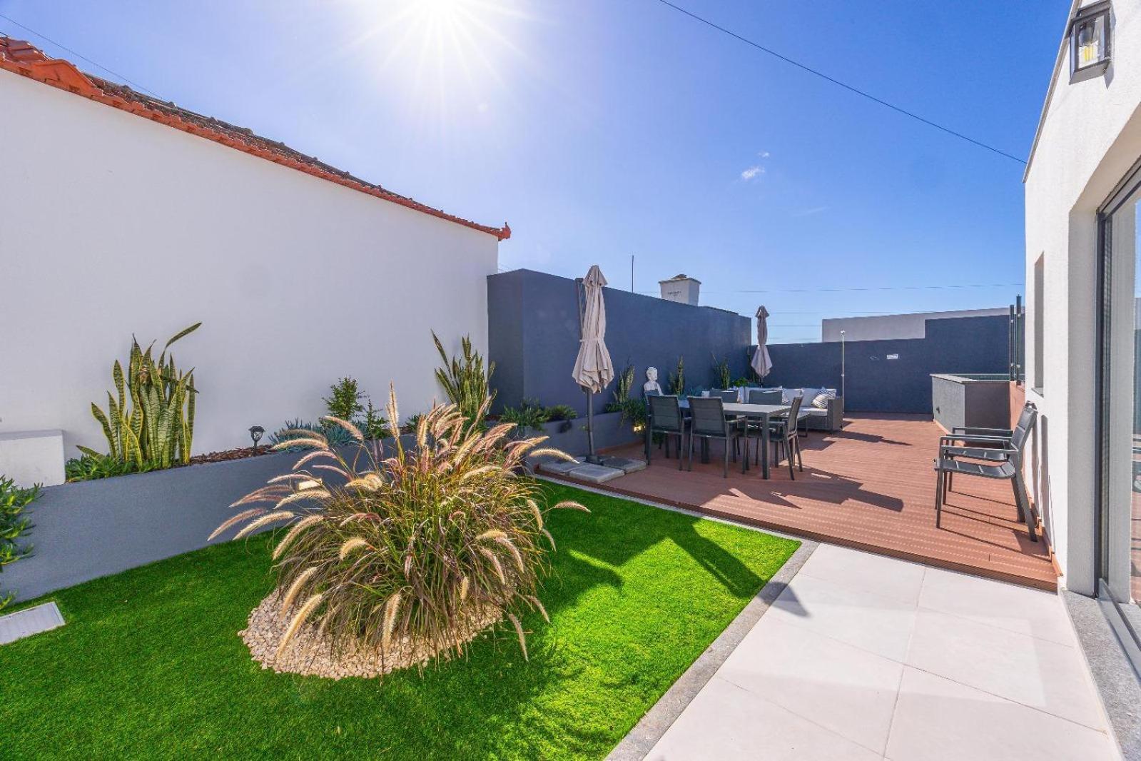 Sun House B
