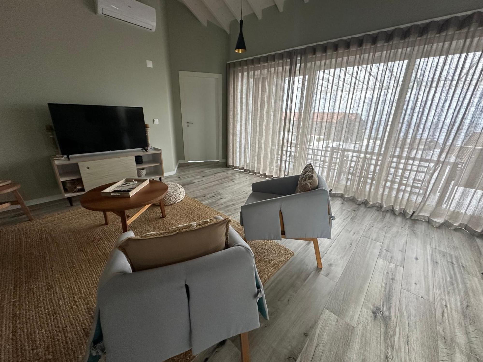 Aparthotel Vinhas Do Calhau 4*