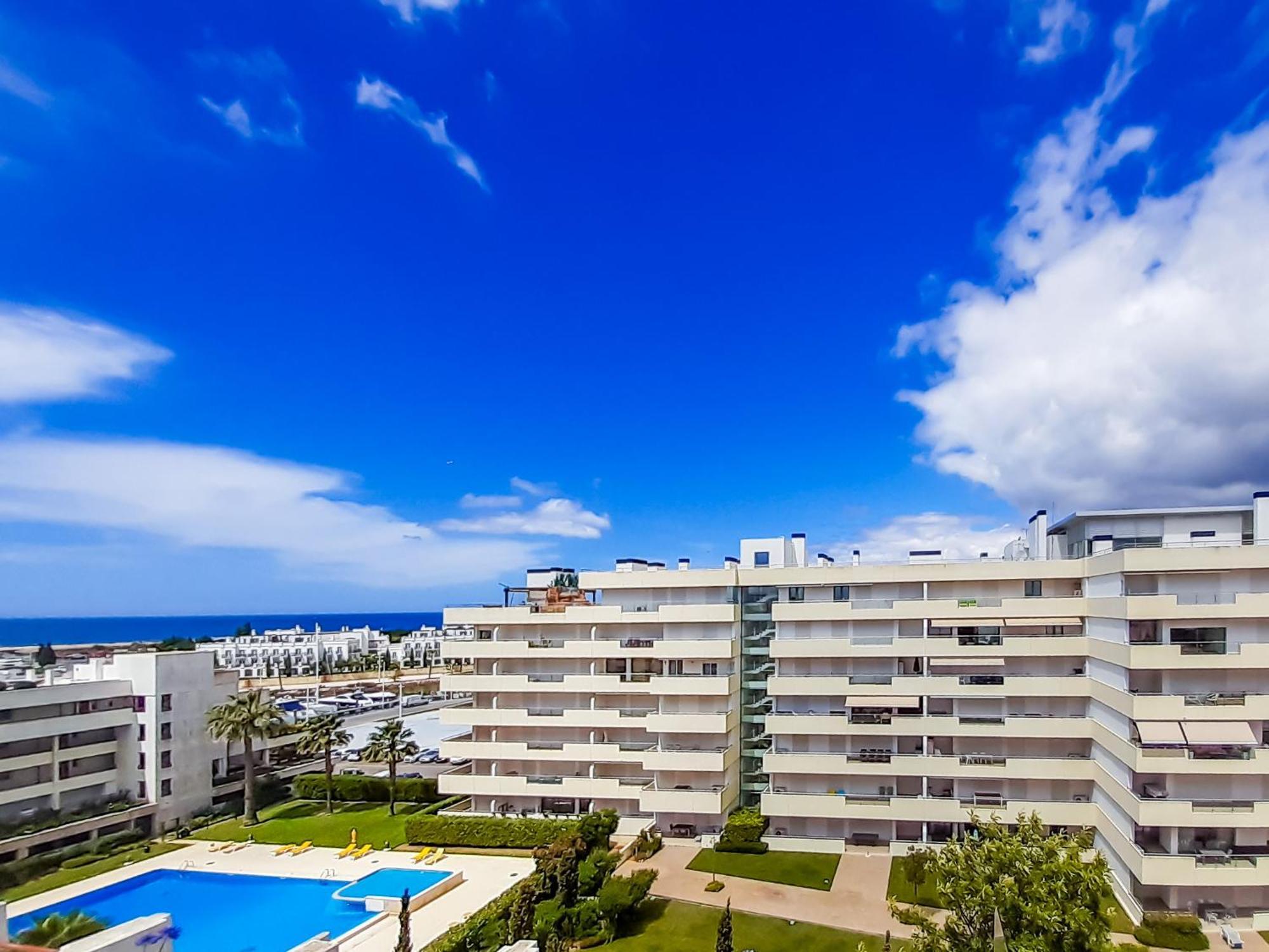 Penthouse Triplex L25 T2 By Hsr Vilamarina * Quarteira