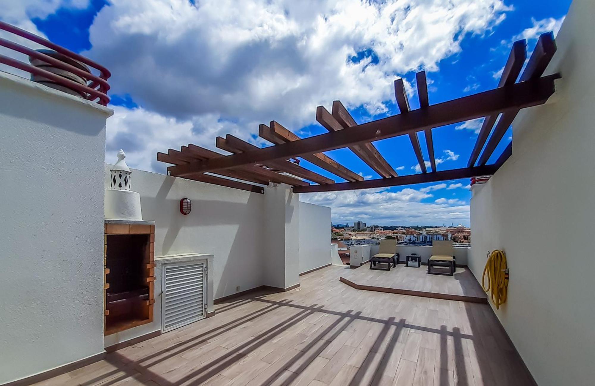 Apartment Penthouse Triplex L25 T2 By Hsr Vilamarina Quarteira