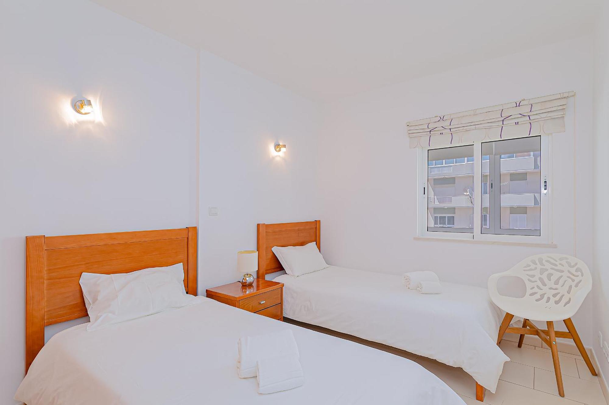 Frente Sim T3 By Hsrentals Quarteira