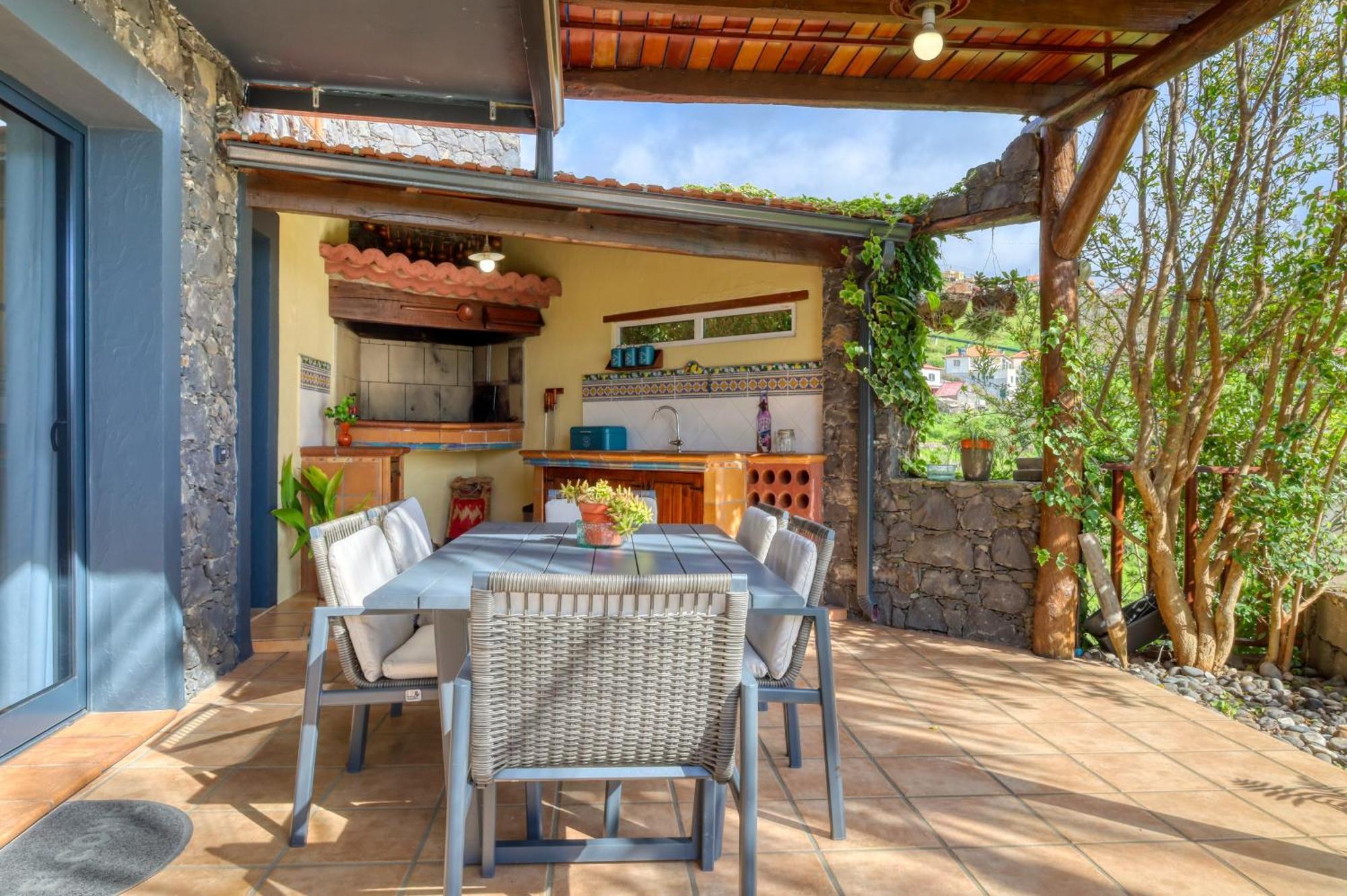 Villa Ricardo House, A In Madeira *