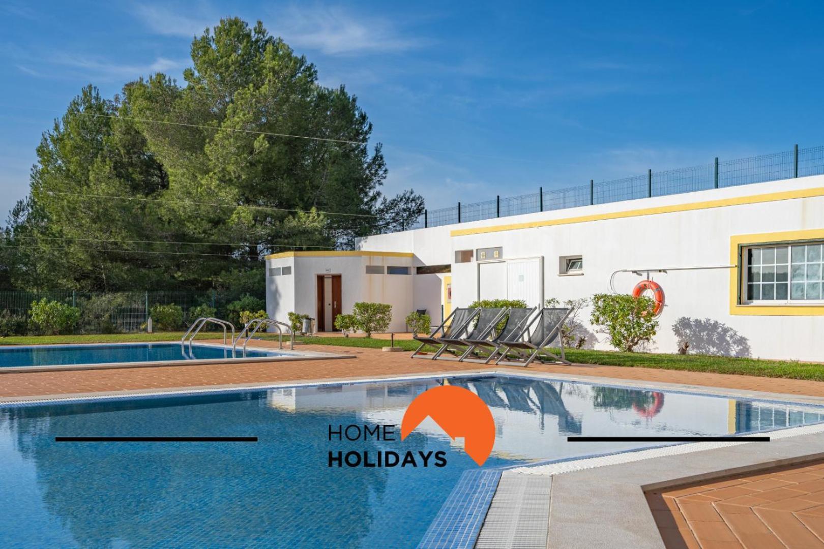 #292 Mar A Vista 33 By Holidays Apartment