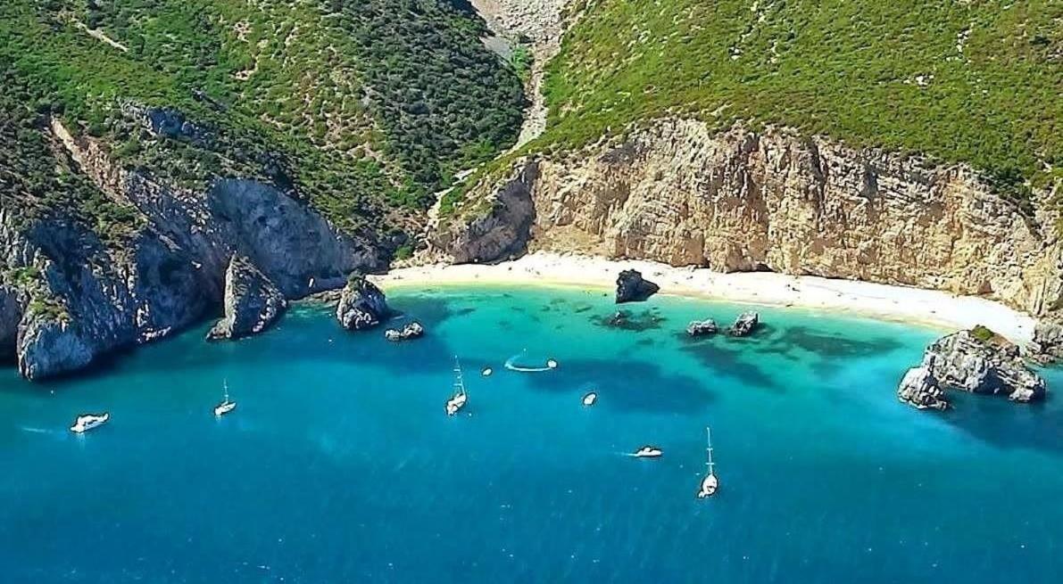 Greenbreeze Full Day 8h Charter With Overnight In A Greenline 48 Fly Luxury Yacht *
