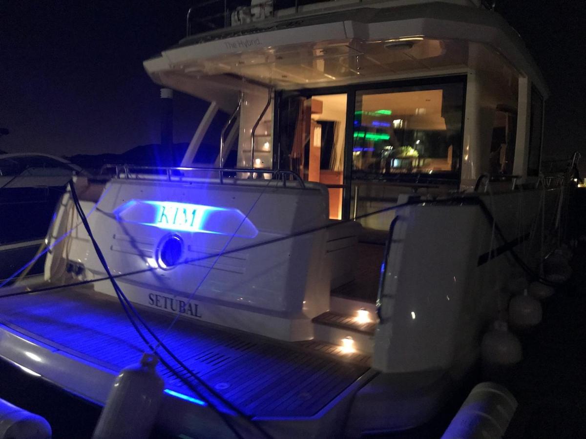 Greenbreeze Full Day 8h Charter With Overnight In A Greenline 48 Fly Luxury Yacht * Troia