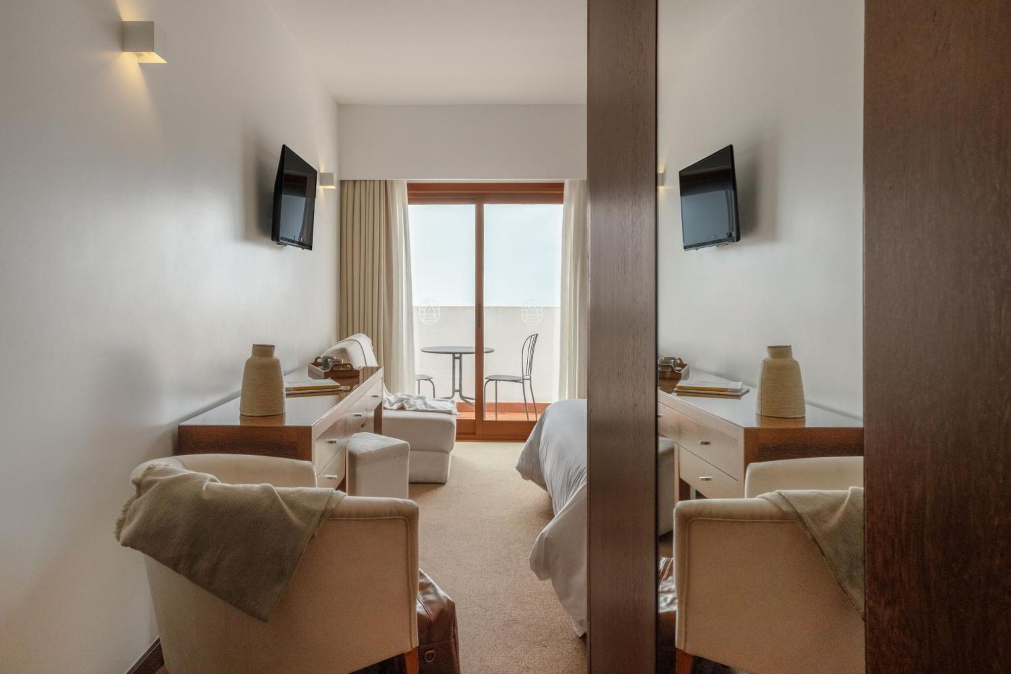Sao Felix Hillside & Nature Hotel 4*