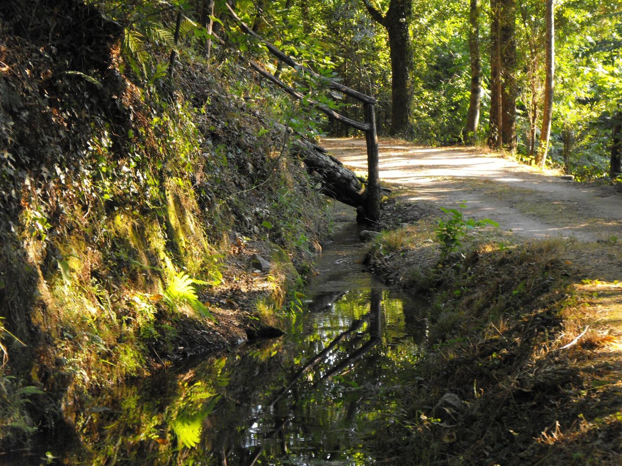 Campismo Rural Vale Dos Moinhos Campsite