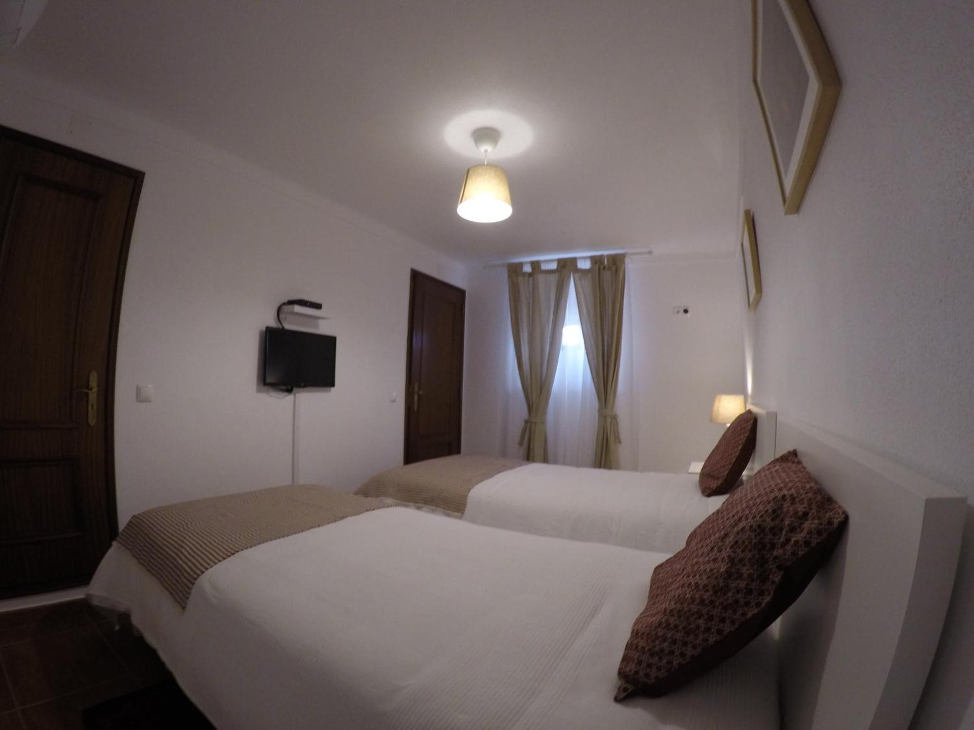 Casa Da Avo Tina Inn *