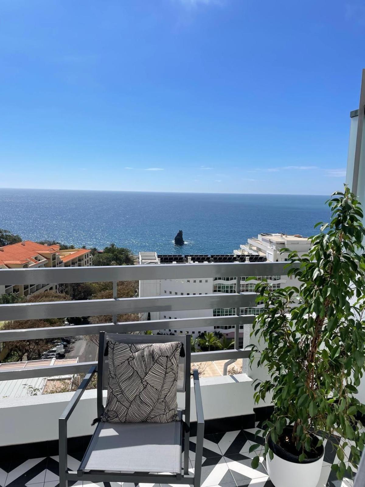 Island Time With Sea View * Funchal (Madeira)