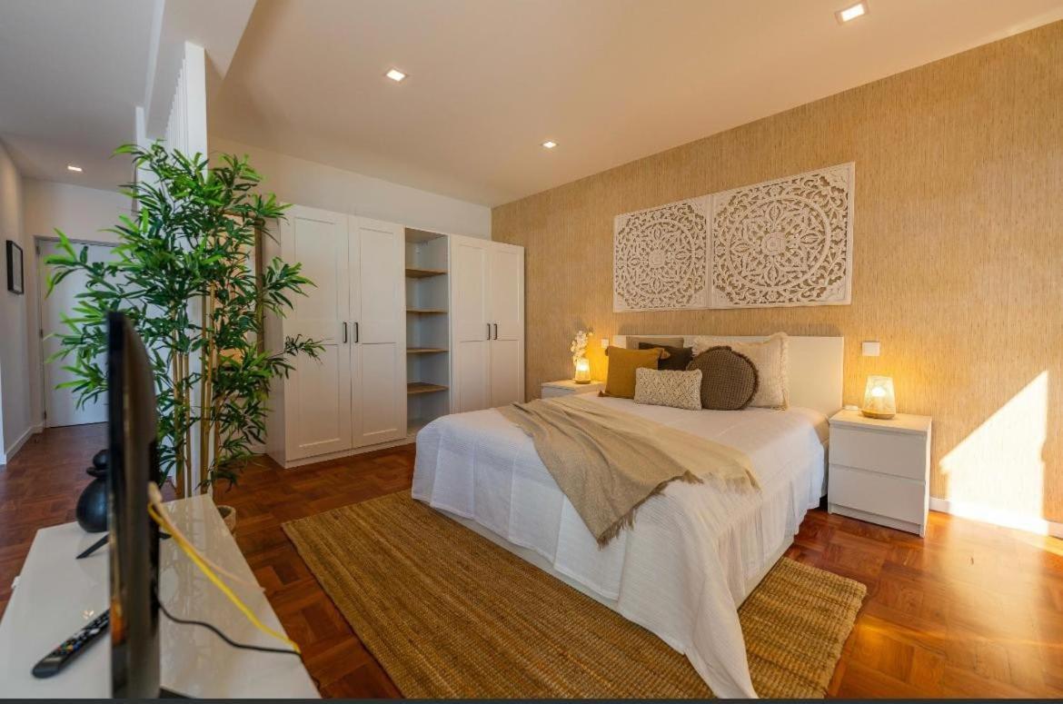 Island Time With Sea View Apartment *
