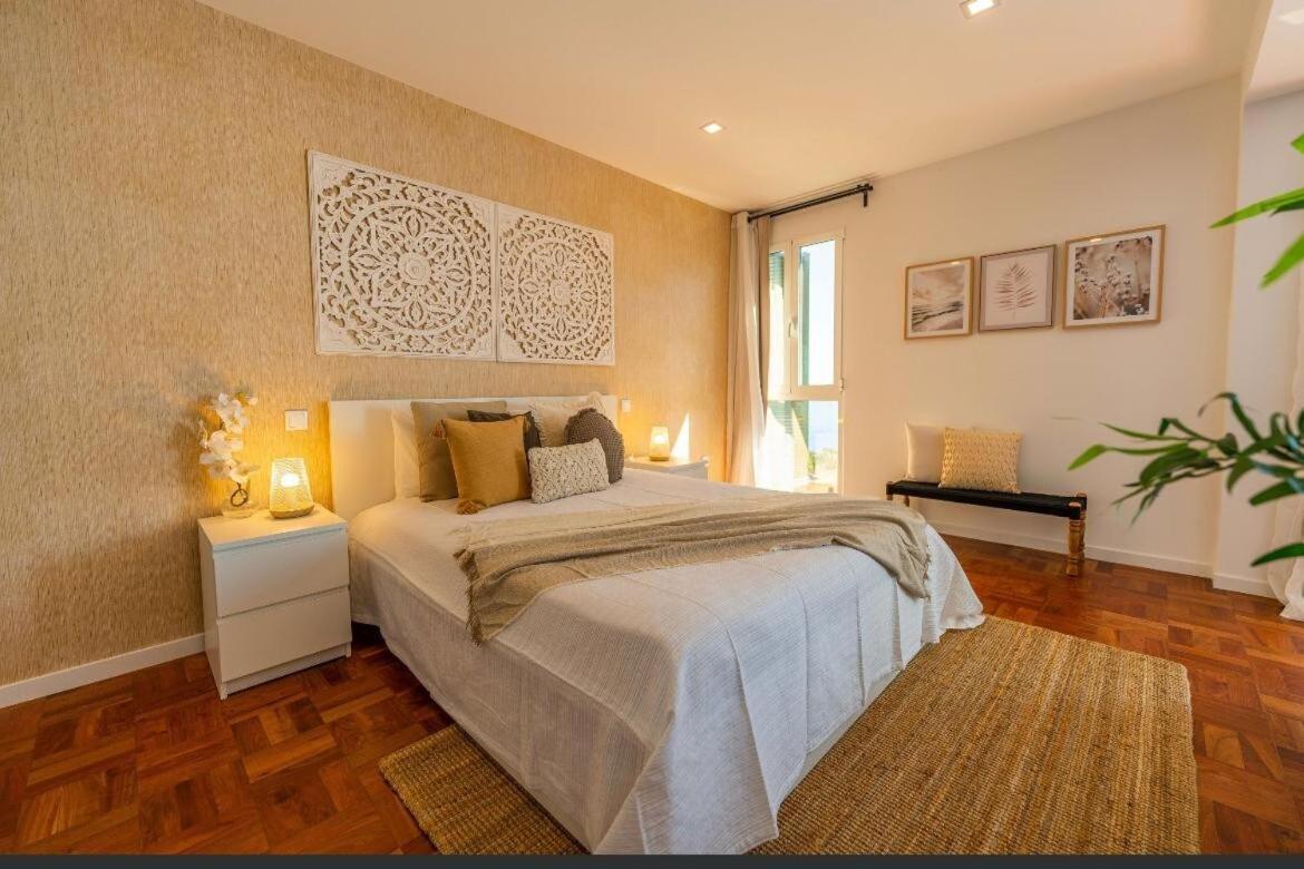 Apartment Island Time With Sea View