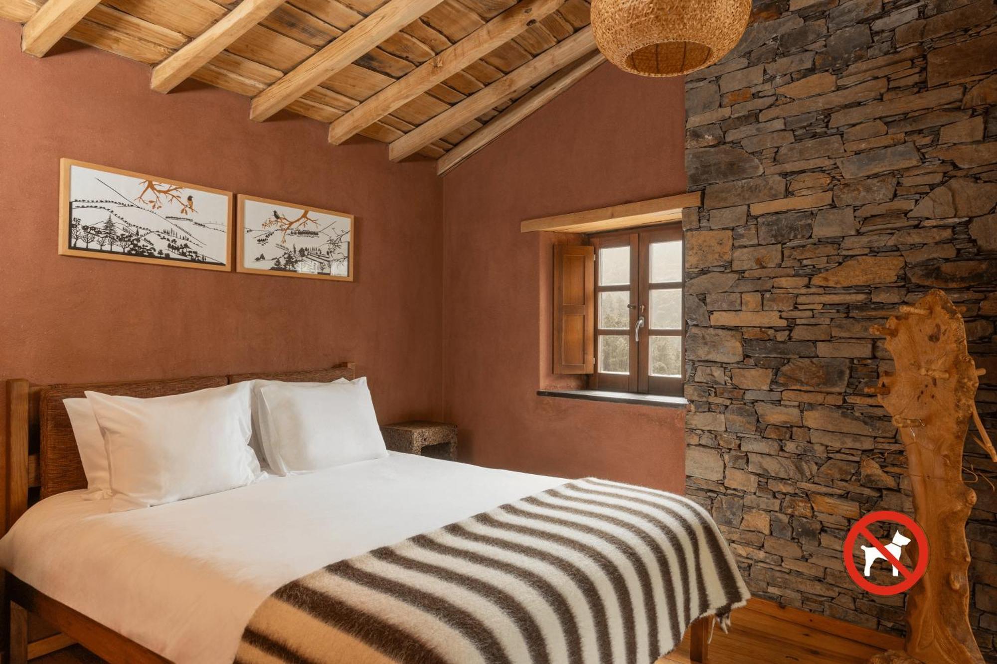 Country house Cerdeira - Home For Creativity