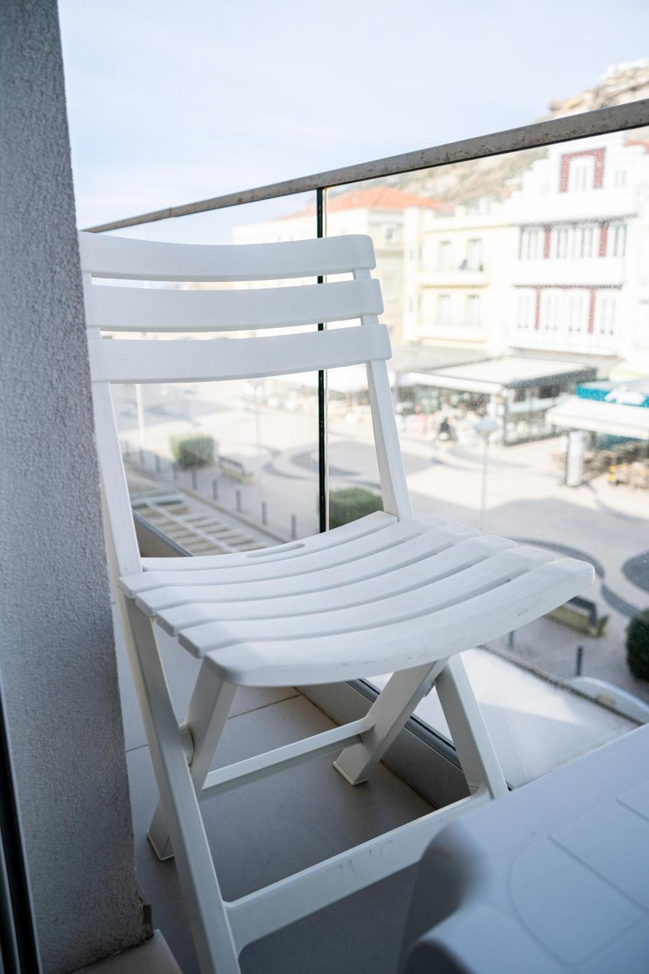 Bed & Breakfast By The Sea - 3*