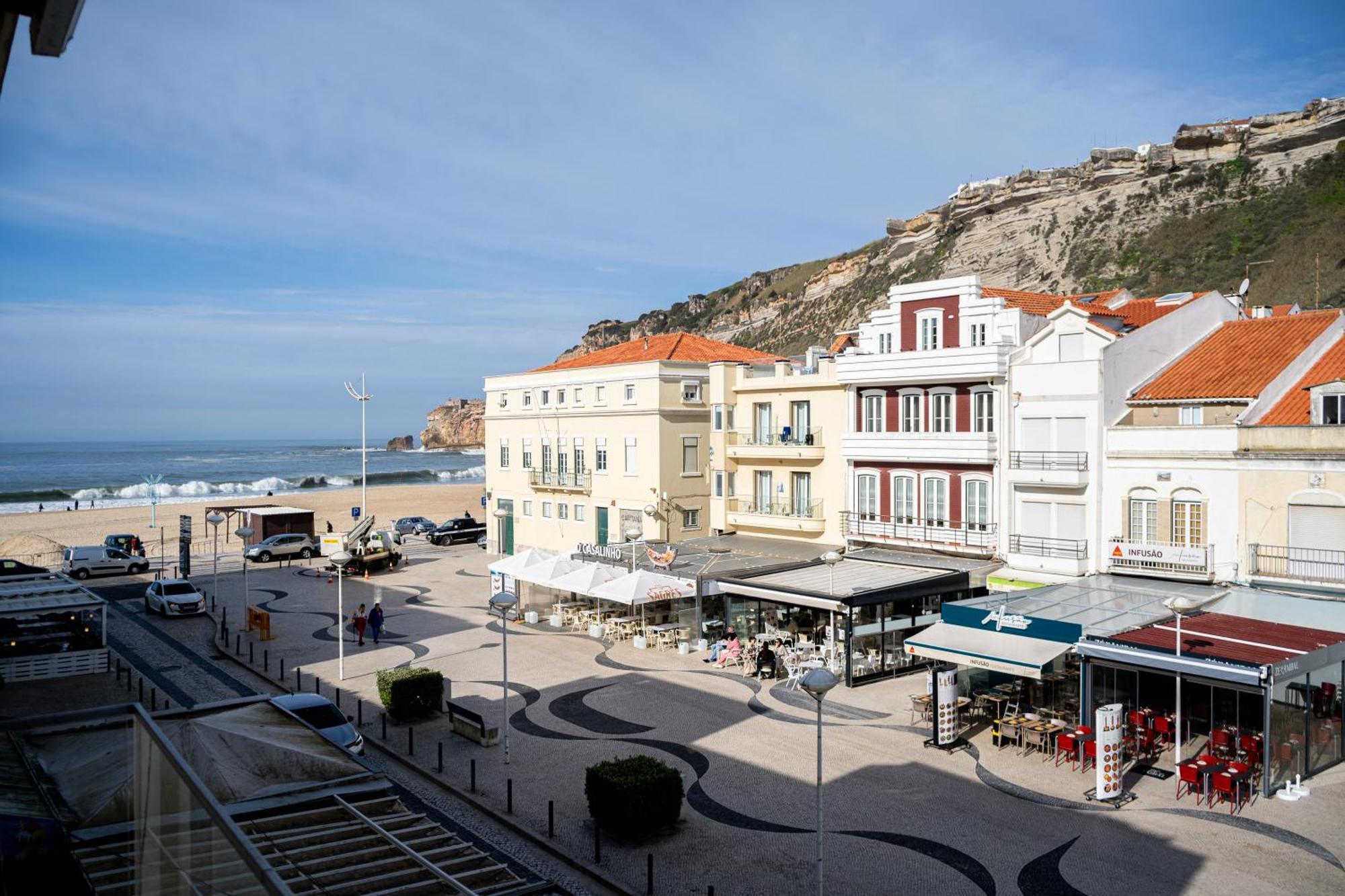 Bed & Breakfast By The Sea - Nazare
