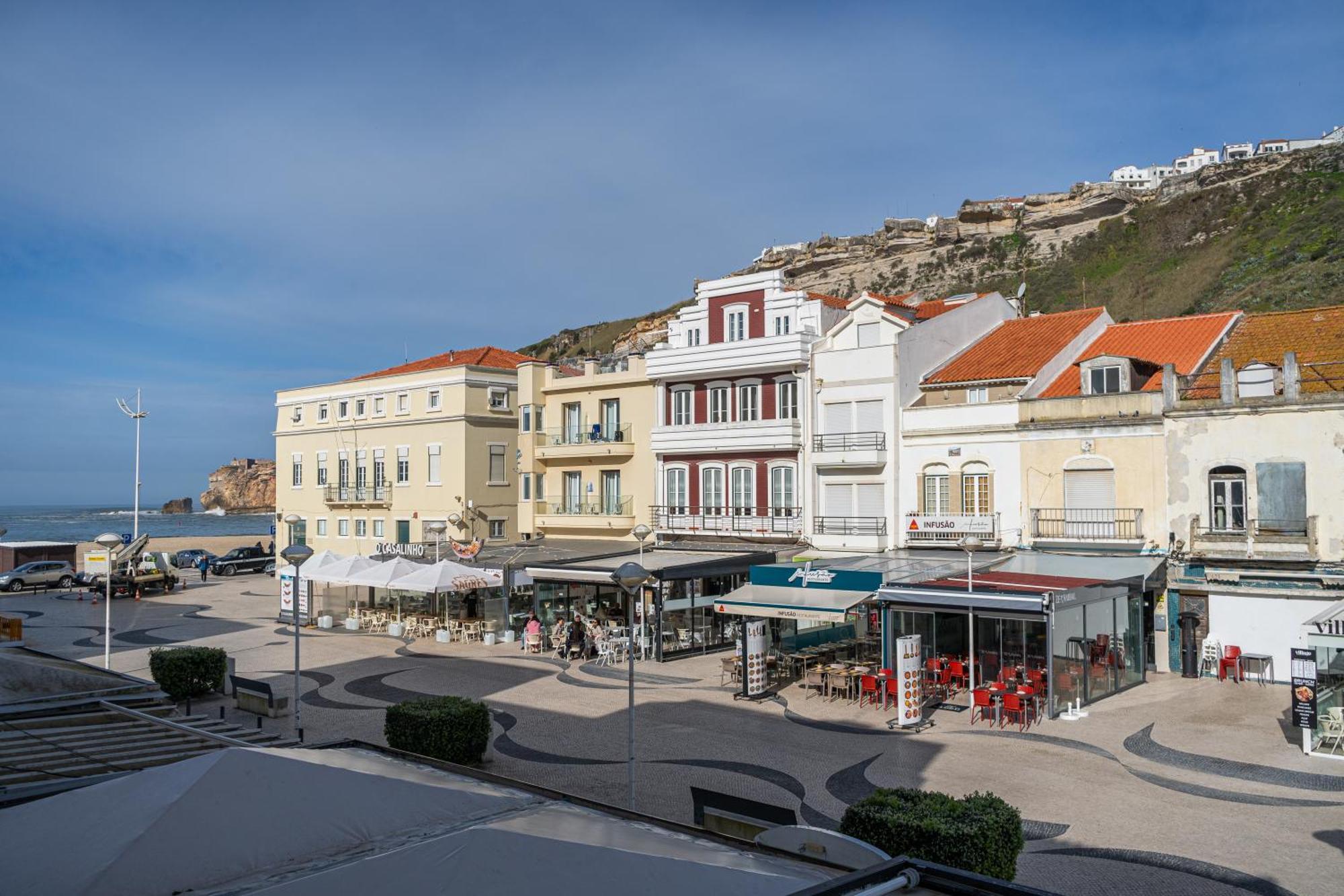 Bed & Breakfast By The Sea - 3*