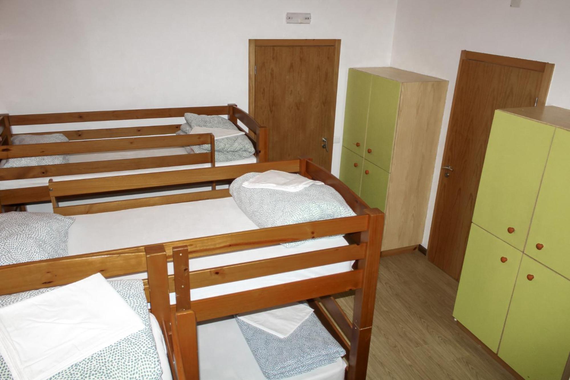 Farm stay Casas De Pedra - Quinta Da Escola Alvados