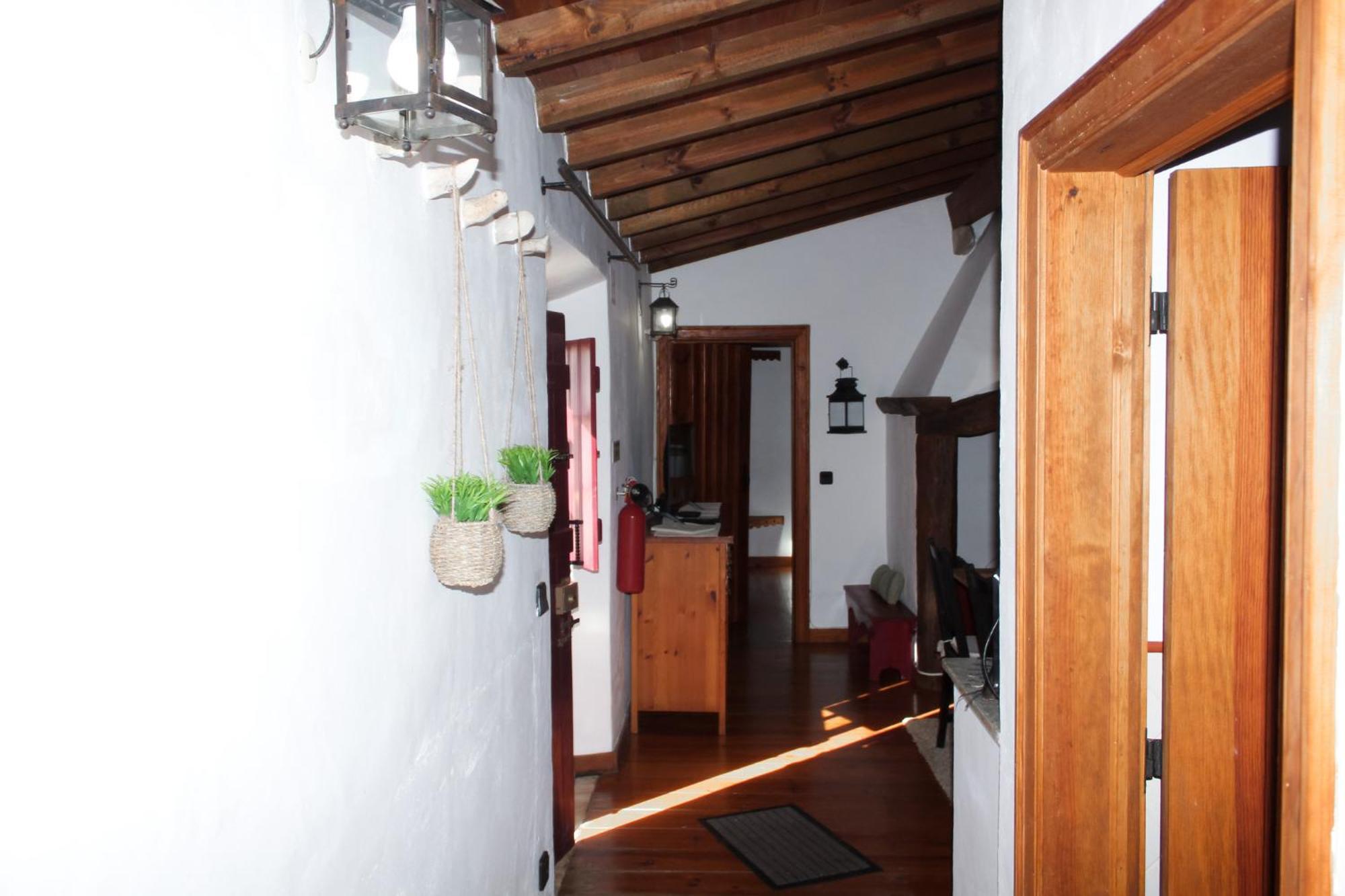 Casas De Pedra - Quinta Da Escola * Alvados